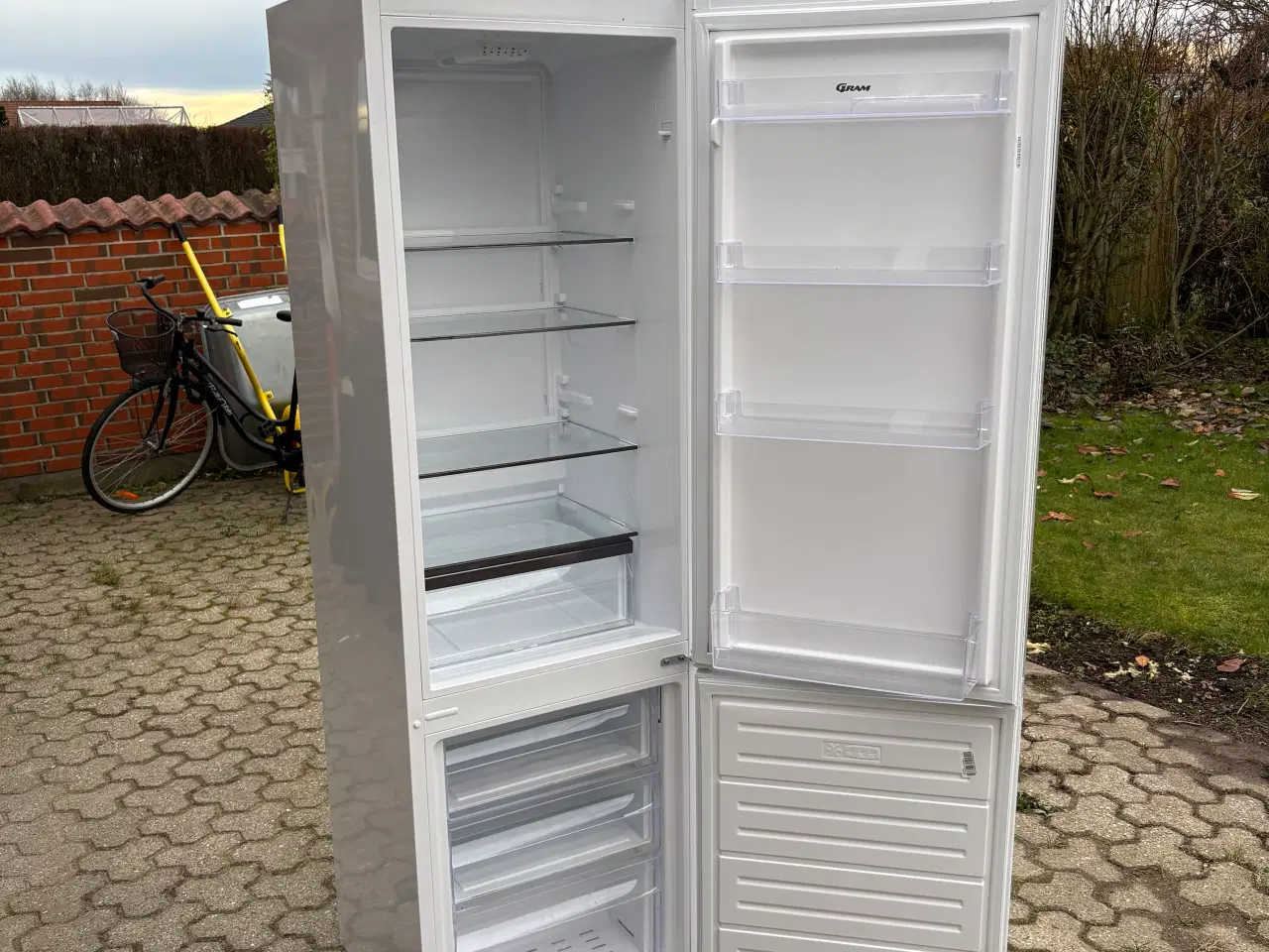 Billede 2 - Gram KF 471854-N-2 Køle-fryseskab Hvid