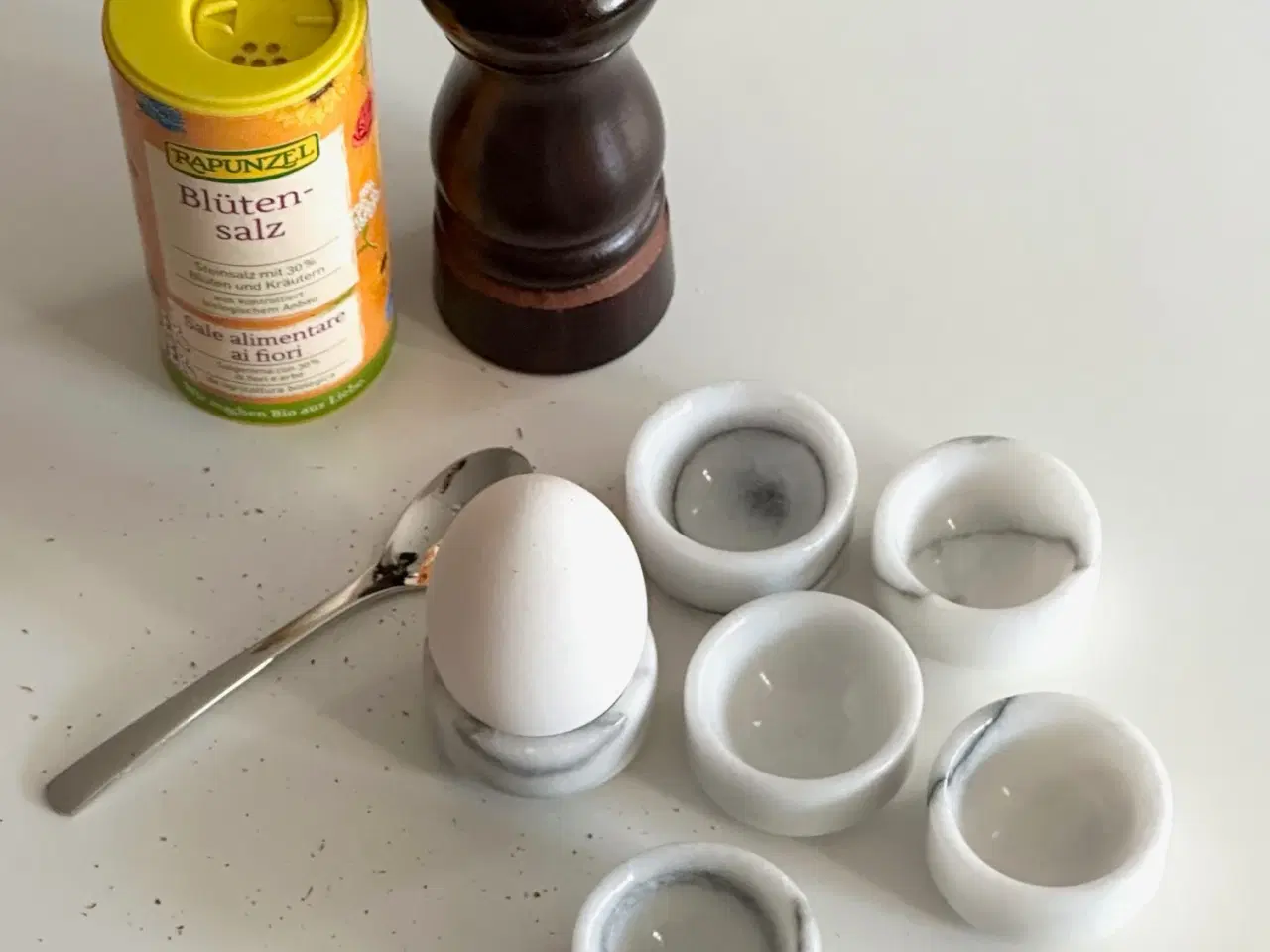 Billede 1 - Marmoræggebægre, flade, 6 stk samlet