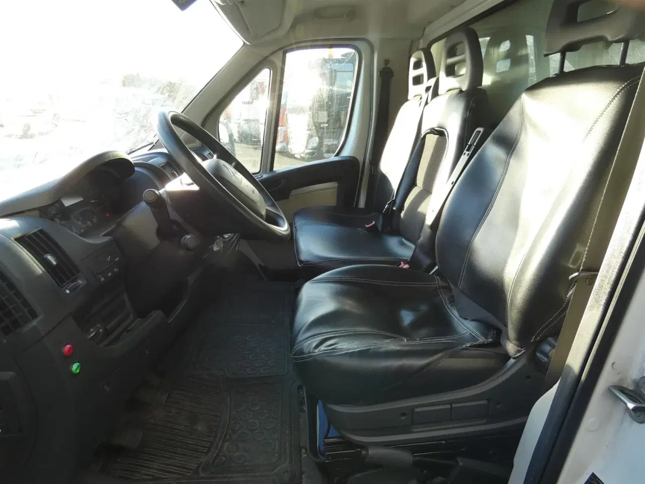 Billede 10 - Citroën Jumper 35 L3 2,0 Blue HDi Alu.kasse m./lift 160HK Ladv./Chas. Man.