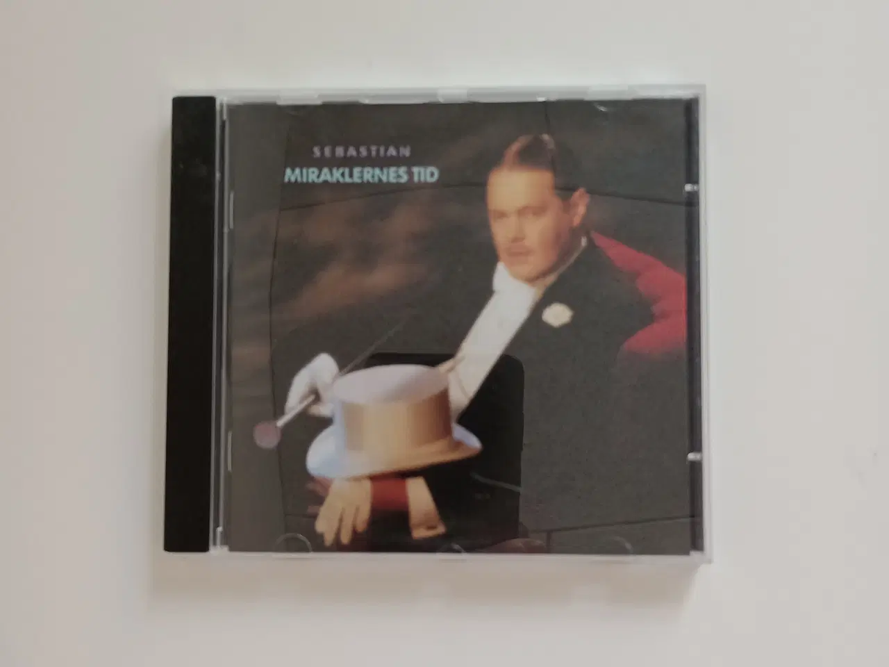 Billede 1 - CD Miraklernes tid af Sebastian.