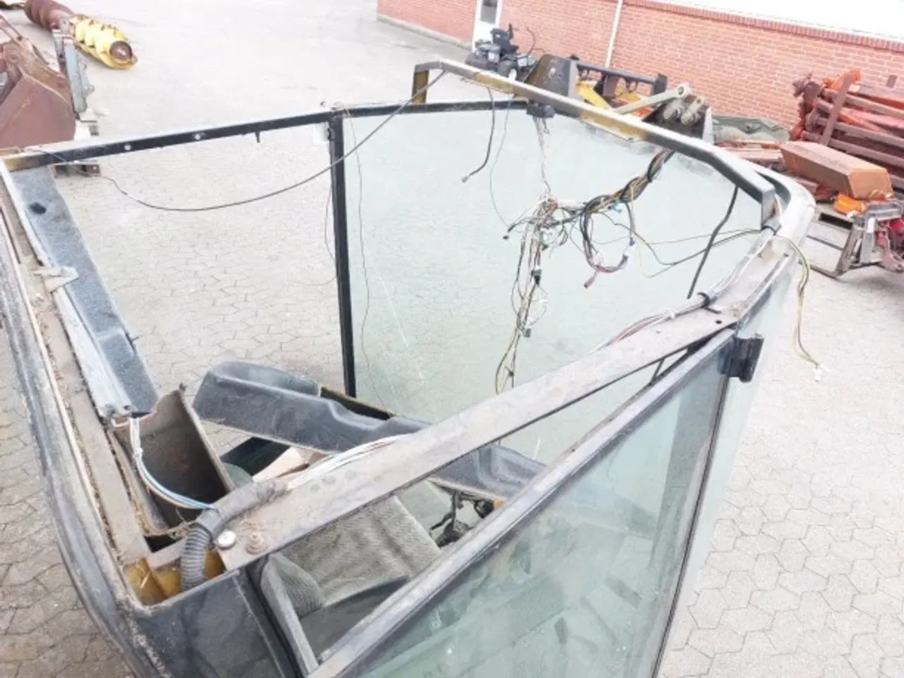 Billede 15 - New Holland TF78 Kabine