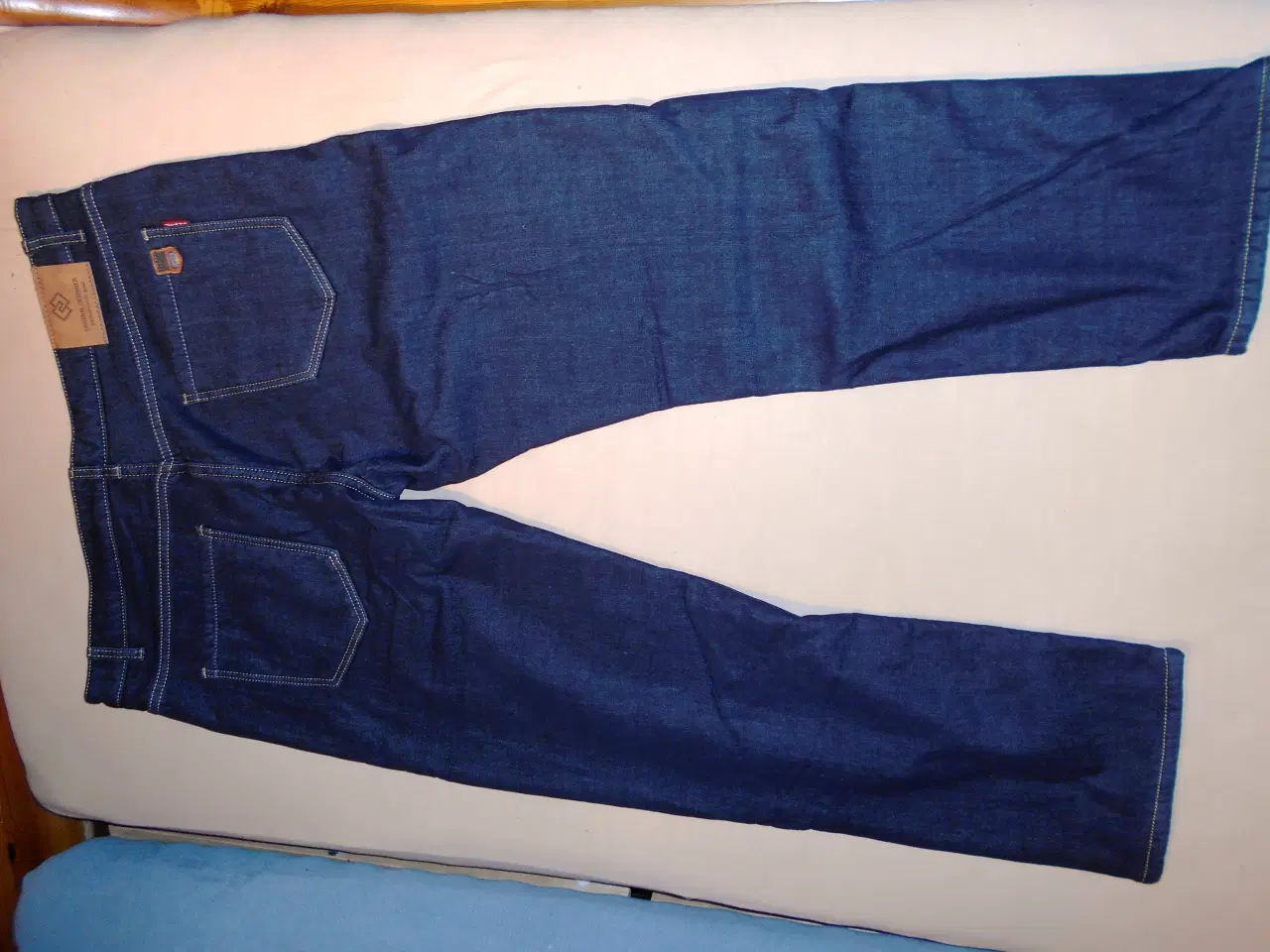 Billede 1 - Jeans forede med imit. lammeskin