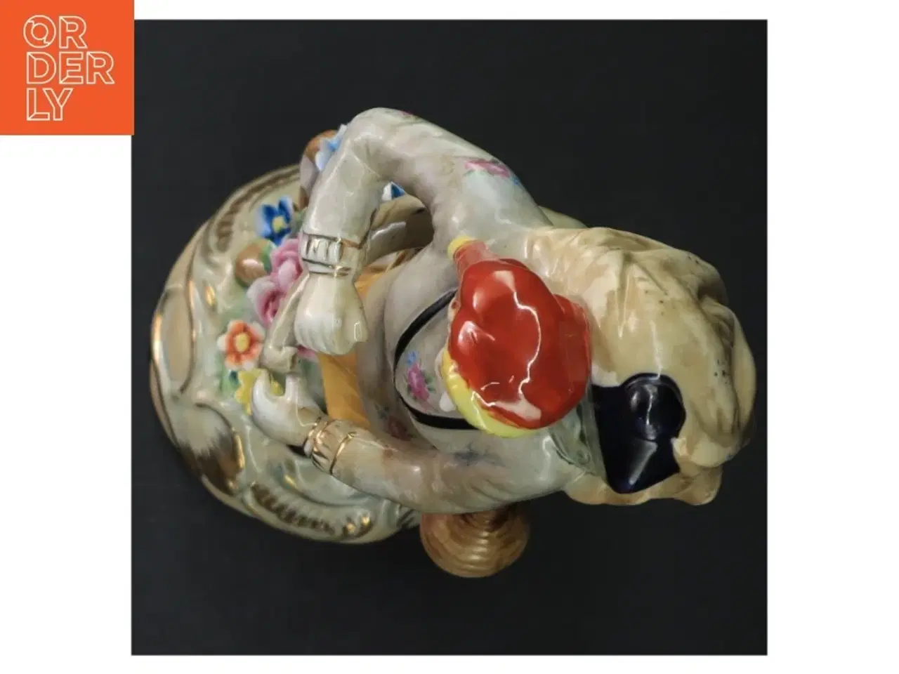 Billede 5 - Porcelænsfigur af vandbærer (str. 27 cm)