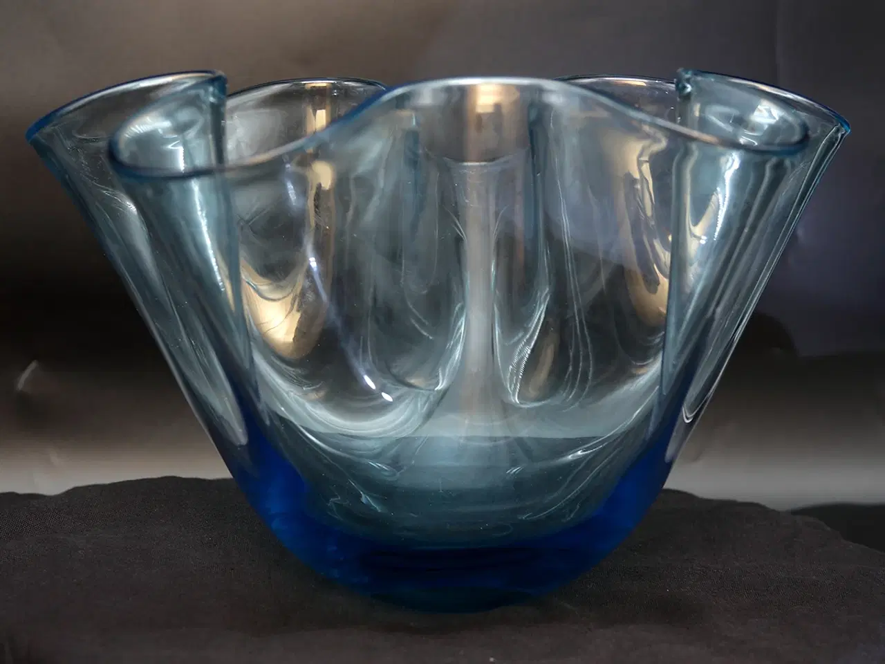 Billede 5 - Holmegaard Laguna XL blå Ø38 – Lütken