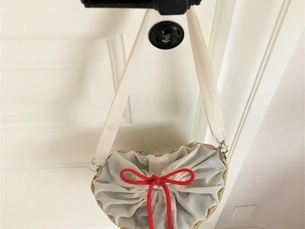 Billede 13 - Håndlavet hjertetaske - valentinsgave til kæresten