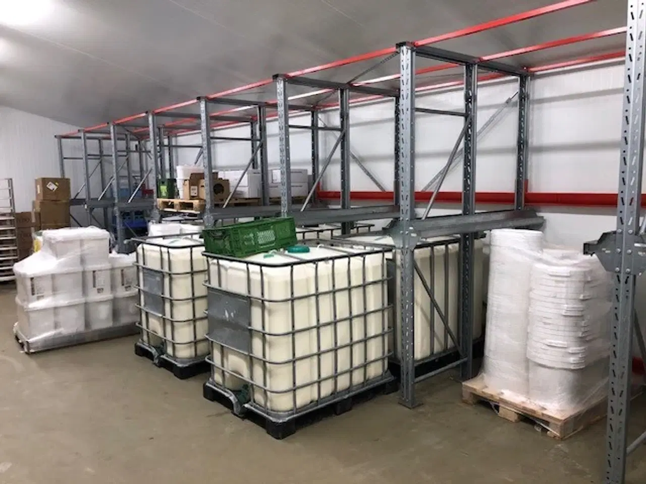 Billede 1 - Dybde reol til Europaller