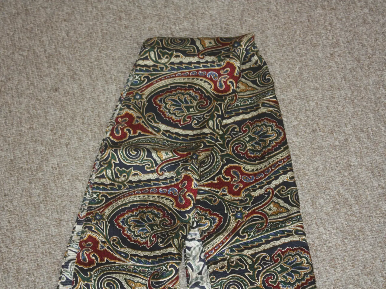 Billede 2 - Halstørklæde 147 cm x 29,5 cm