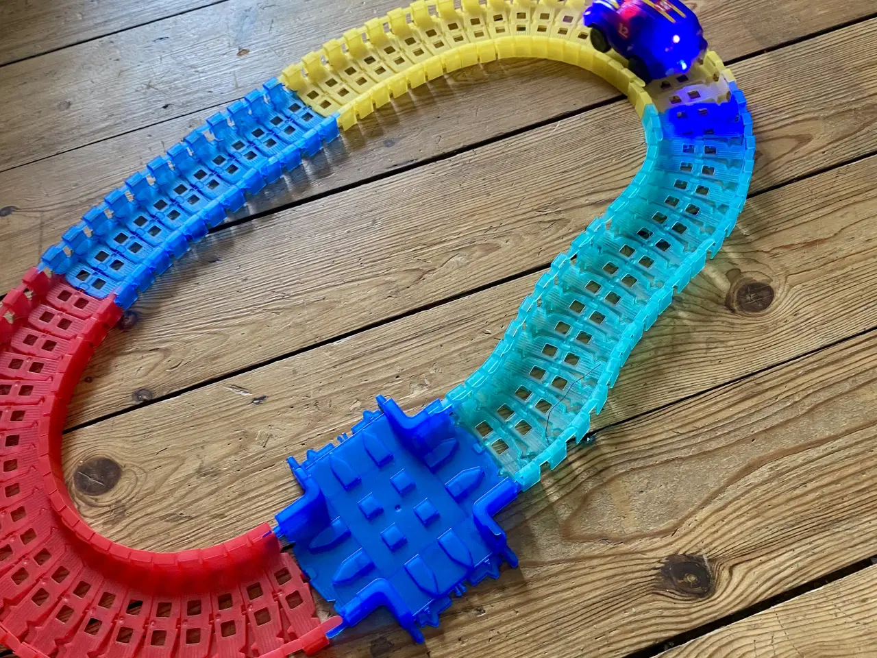 Billede 1 - Flexi-trax bil og bane