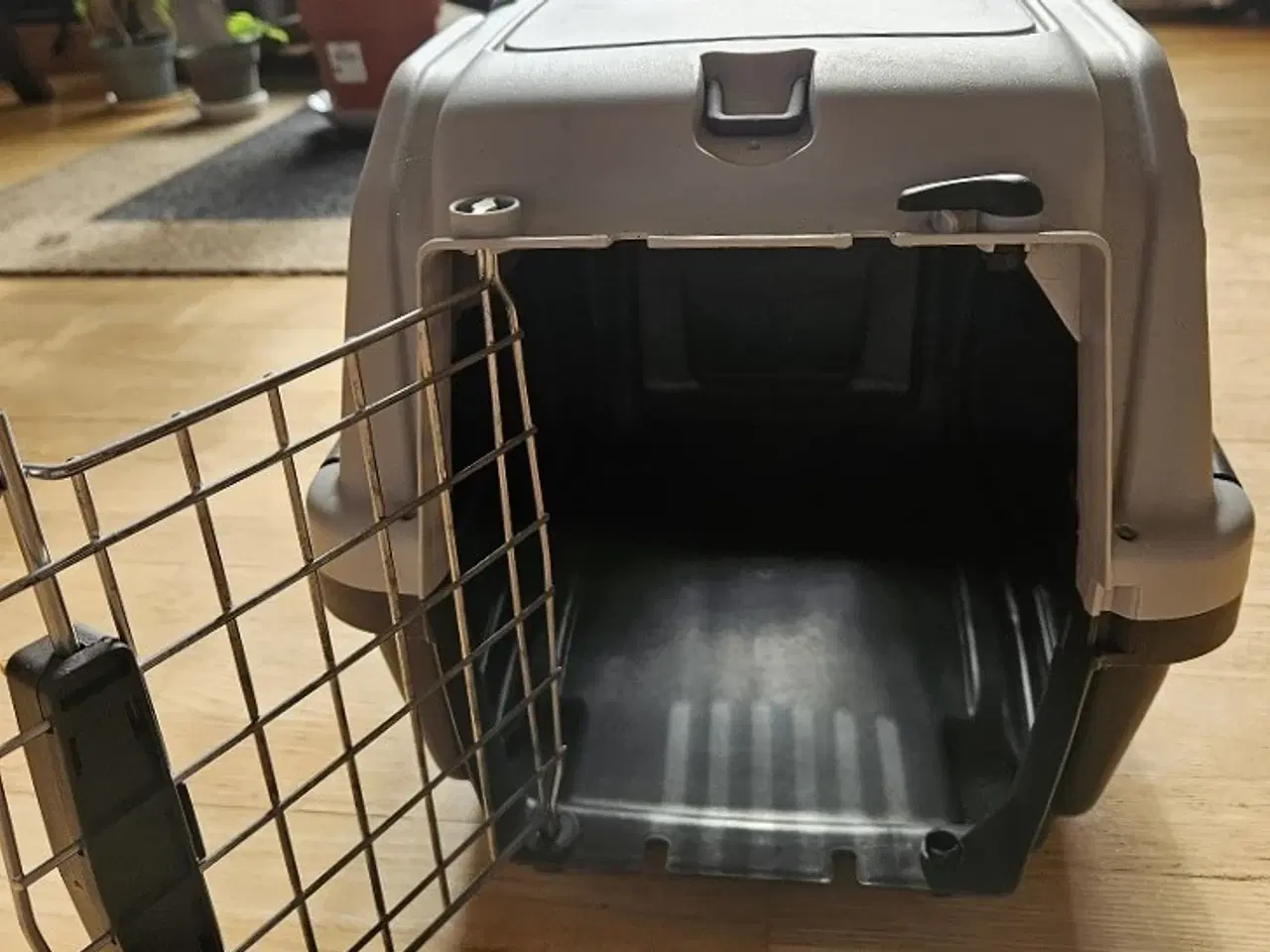 Billede 4 - Transportkasse til kat eller hund, max. 5 kg,