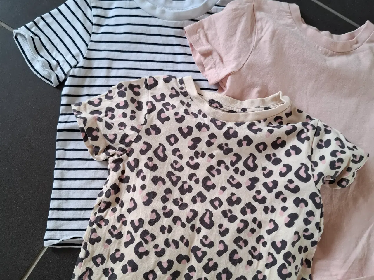 Billede 2 - 3stk t-shirt Next 25kr stk 