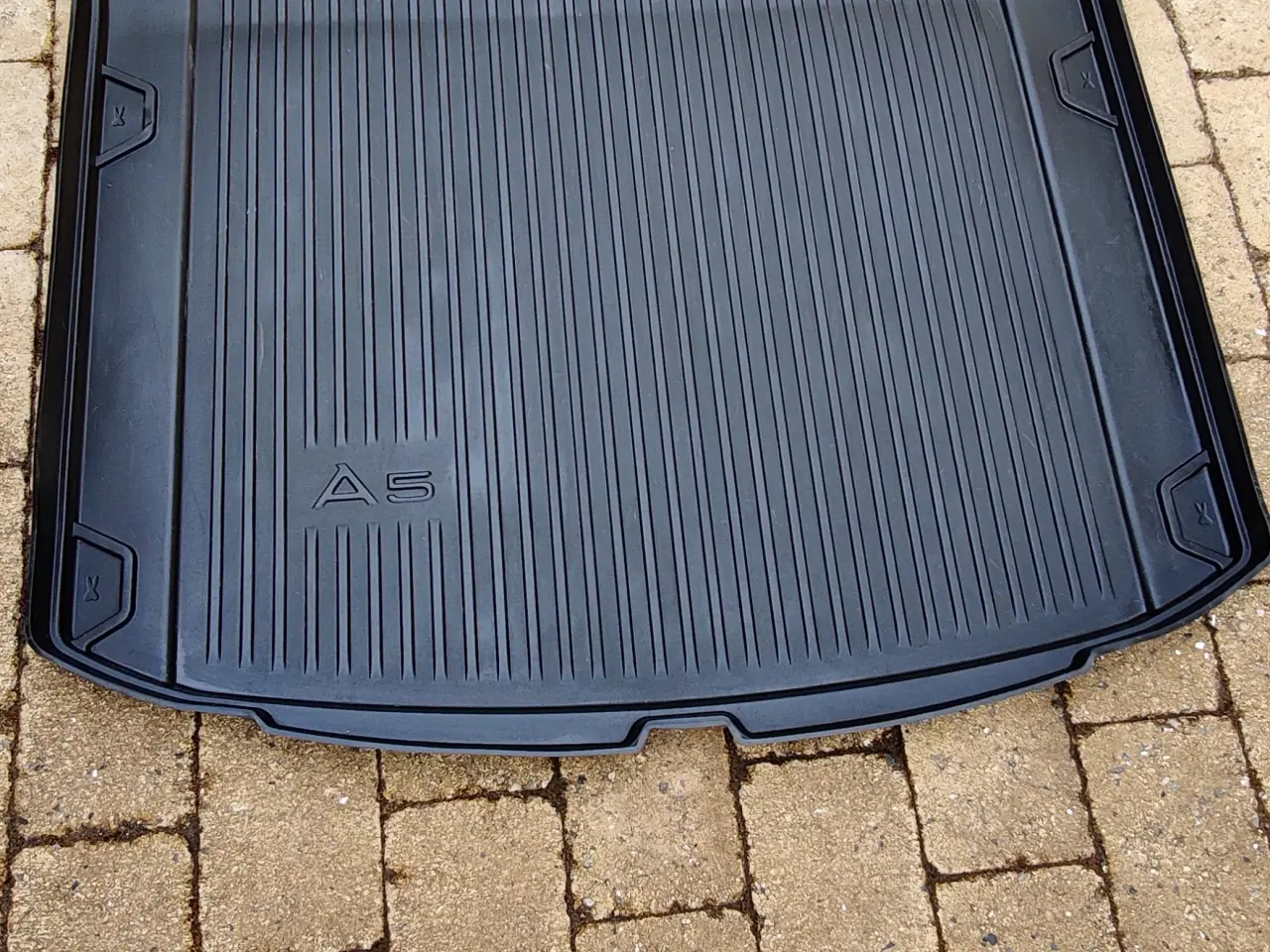 Billede 1 - Bagagerumsbakke til Audi A5 Sportback
