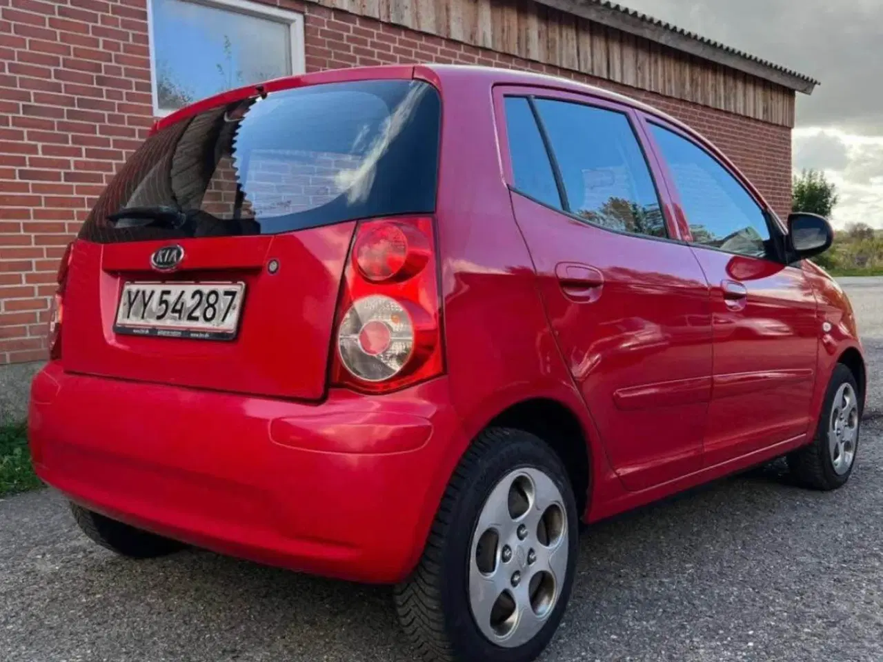 Billede 3 - Flot Picanto til salg