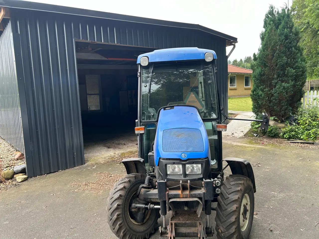 Billede 2 - Traktor new Holland tce50 med Stennedlægningsfræse