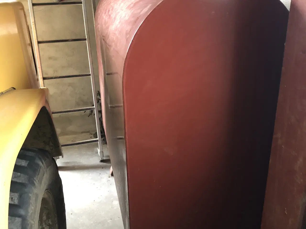 Billede 1 - Olietank brugt til oliefyr 