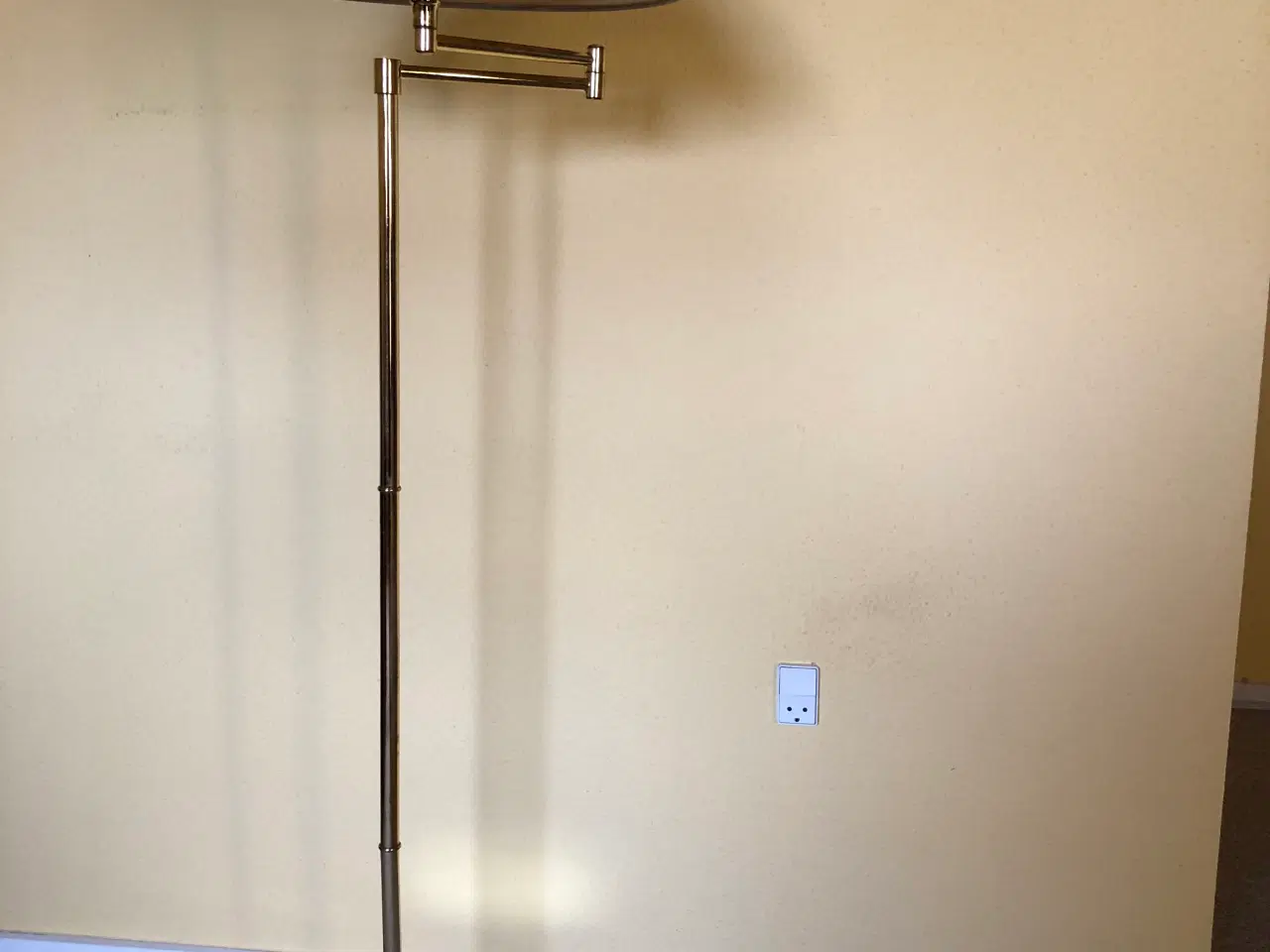 Billede 2 - Standerlampe med svingarm
