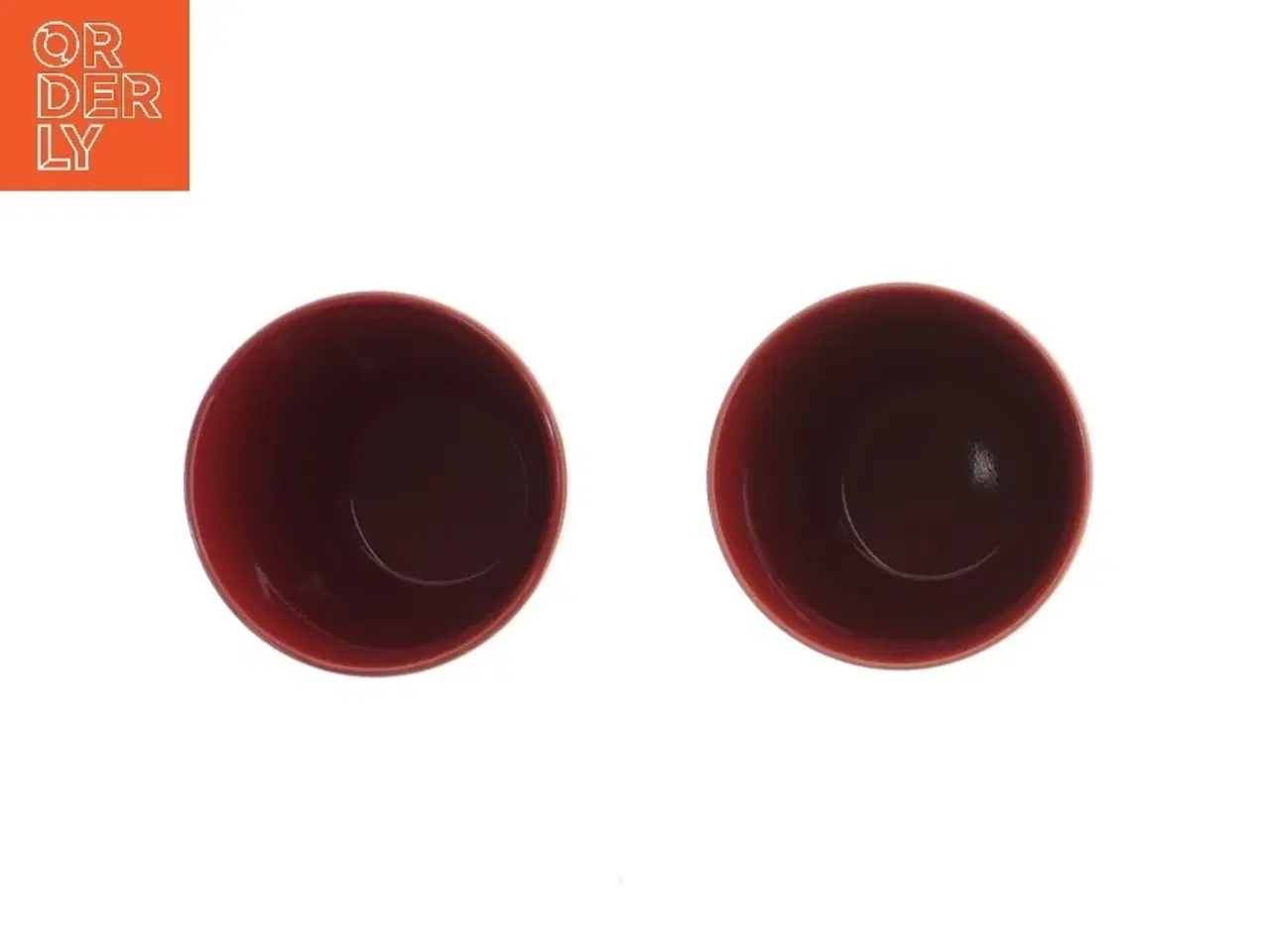 Billede 2 - Røde opbevaringskrukker med trælåg fra Hgan&#228;s (str. 12 cm)