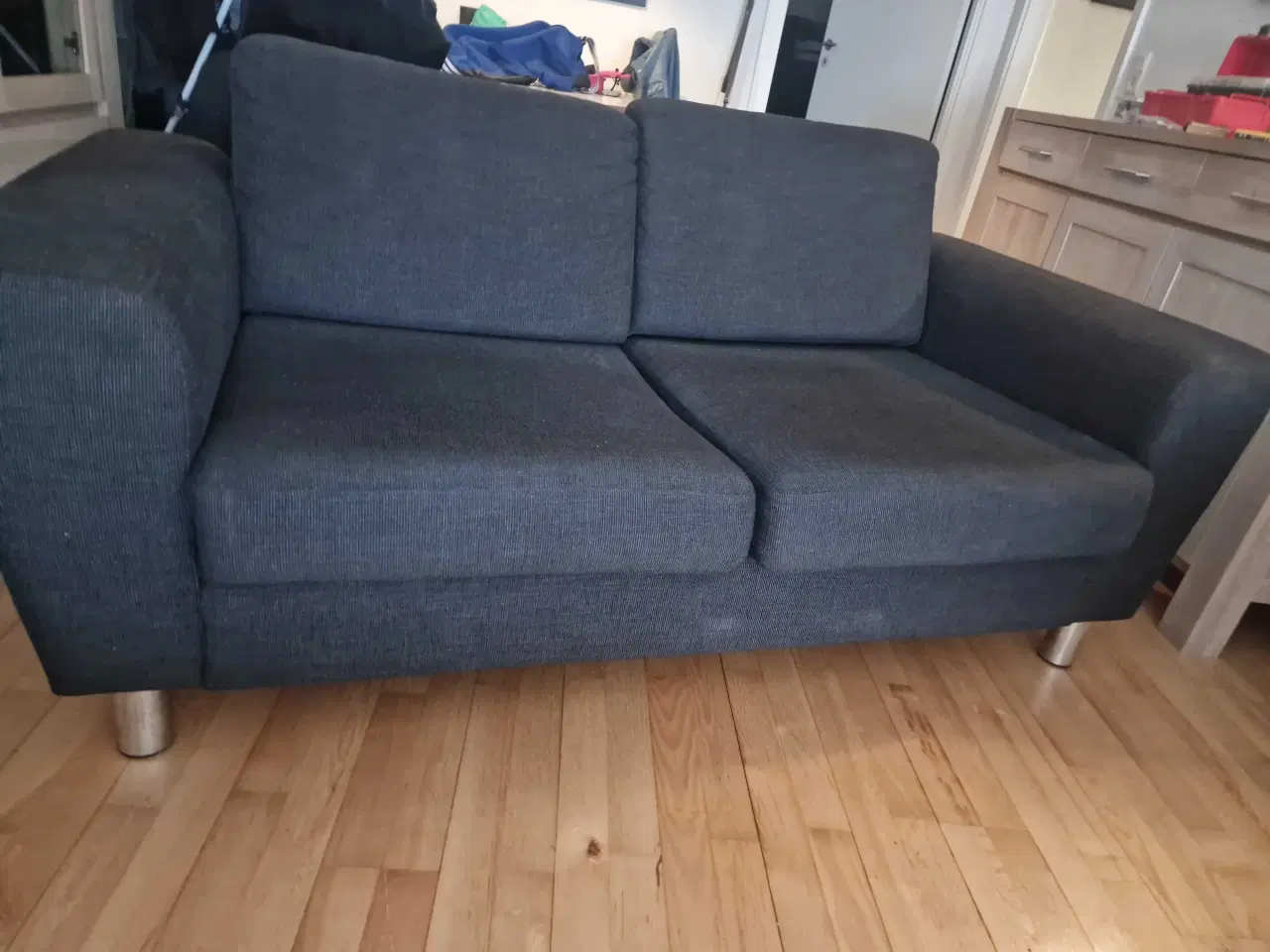 Billede 2 - 2 personers stofsofa fra Ilva.