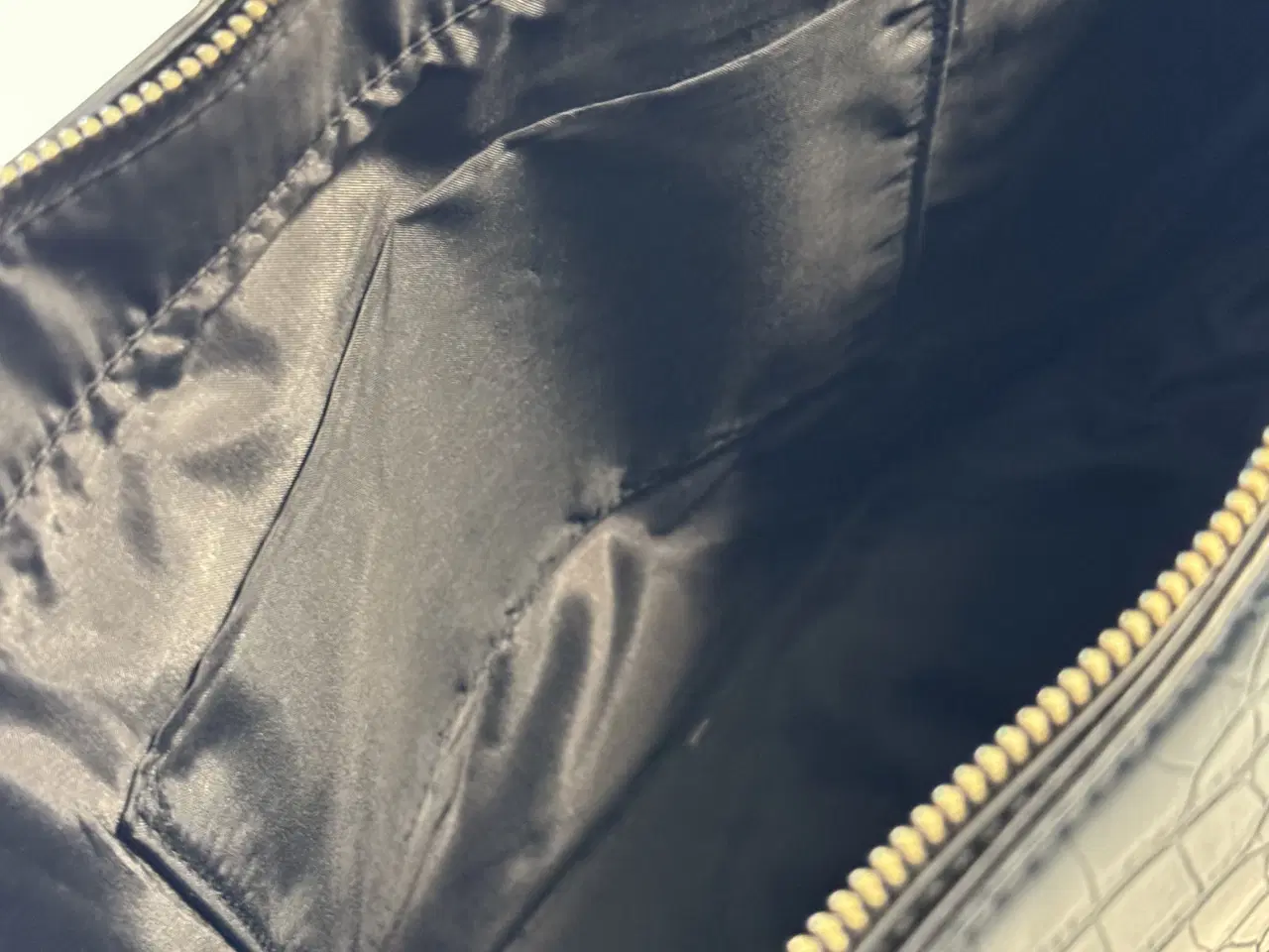 Billede 3 - Skuldertaske i kunstlæder 