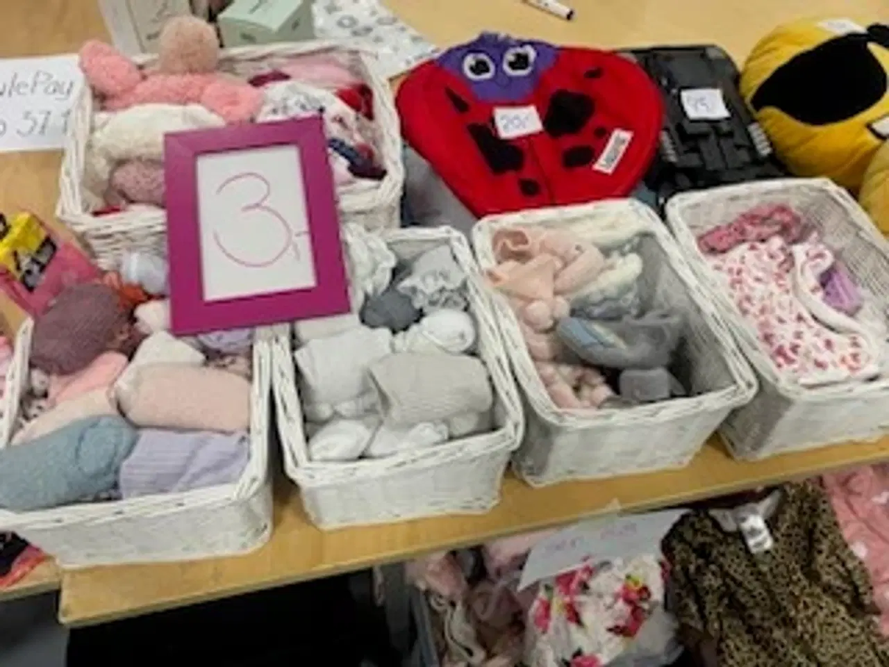 Billede 2 - Forskelligt børne tøj 