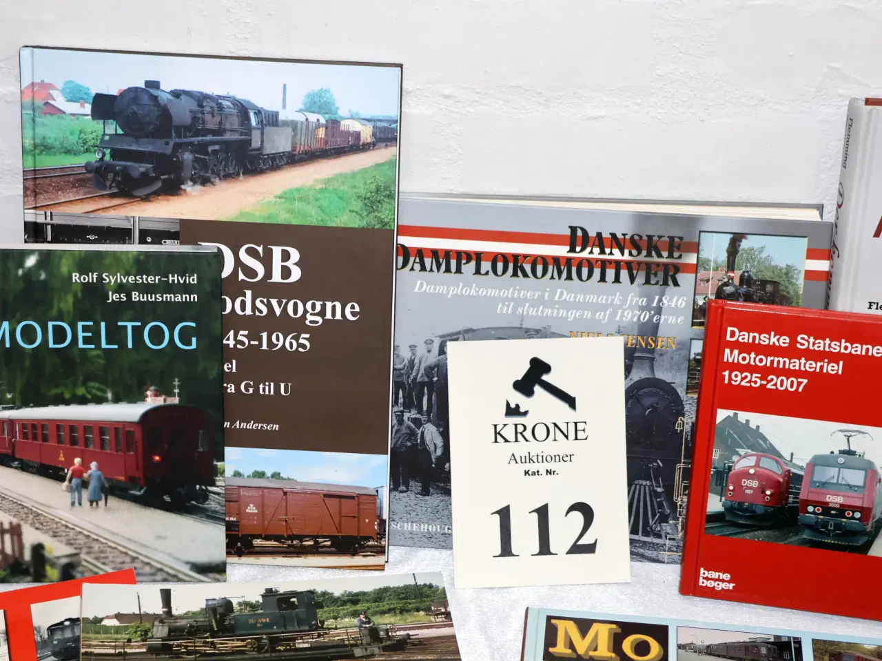 Billede 3 - 16 Stk Bøger om tog, jernbaner og stationer.