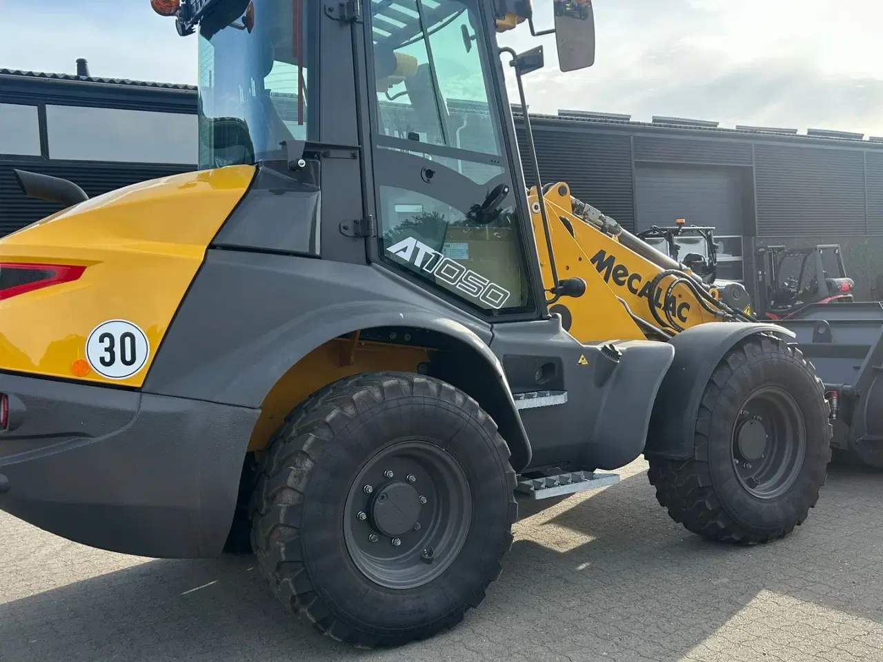 Billede 1 - Mecalac AT1050