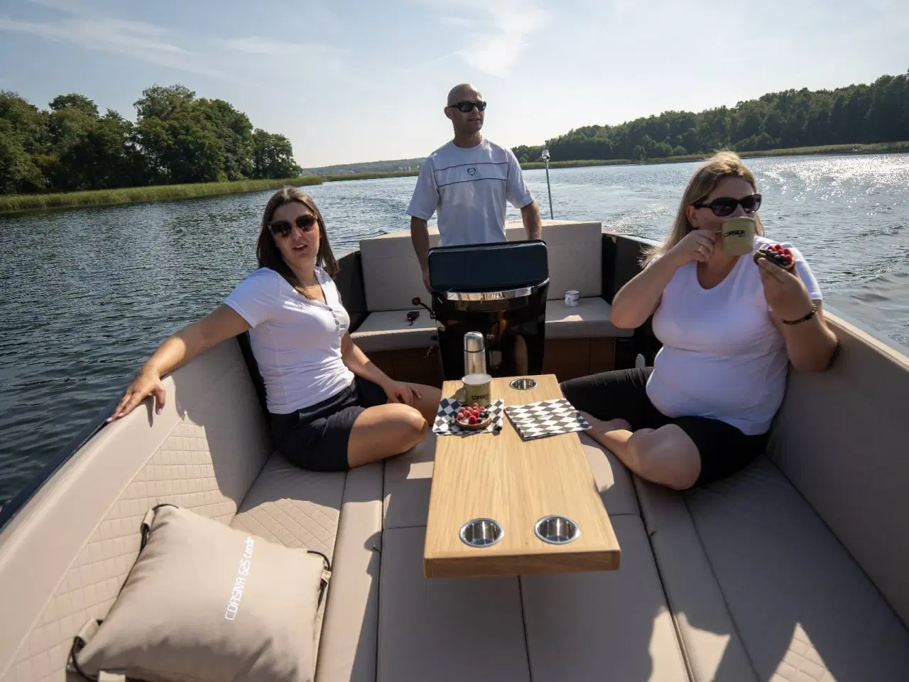 Billede 43 - Corsiva 625 Tender 25 HK Yamaha/Udstyr