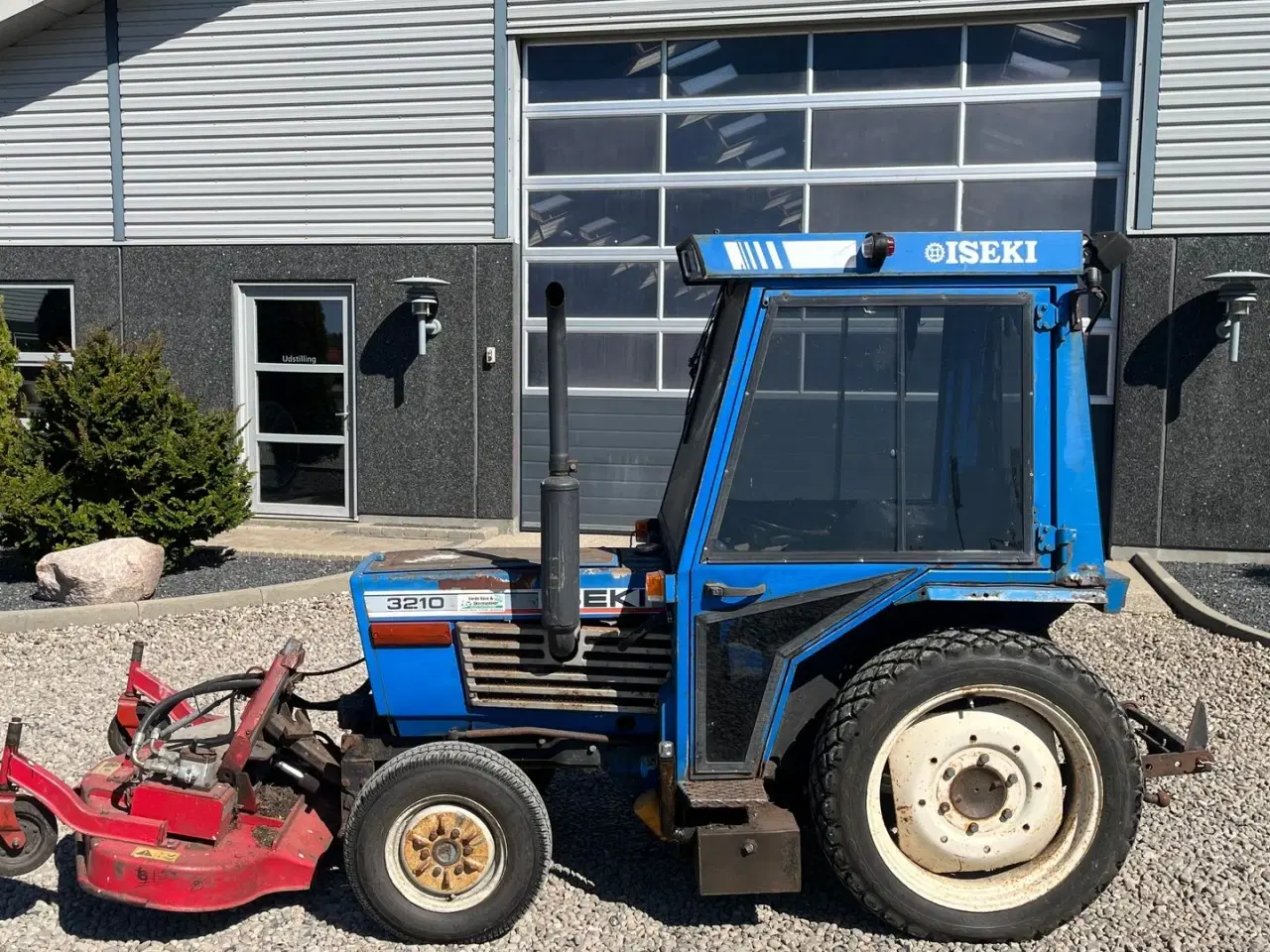 Billede 9 - Iseki 3210 Med klipper og kost