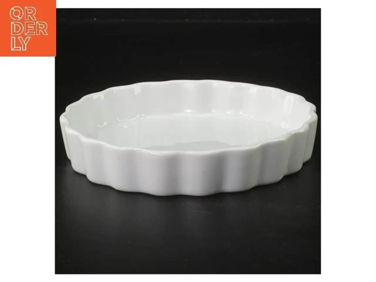 Billede 2 - Sæt med 4 hvide tærteforme (str. Ø 15 cm)