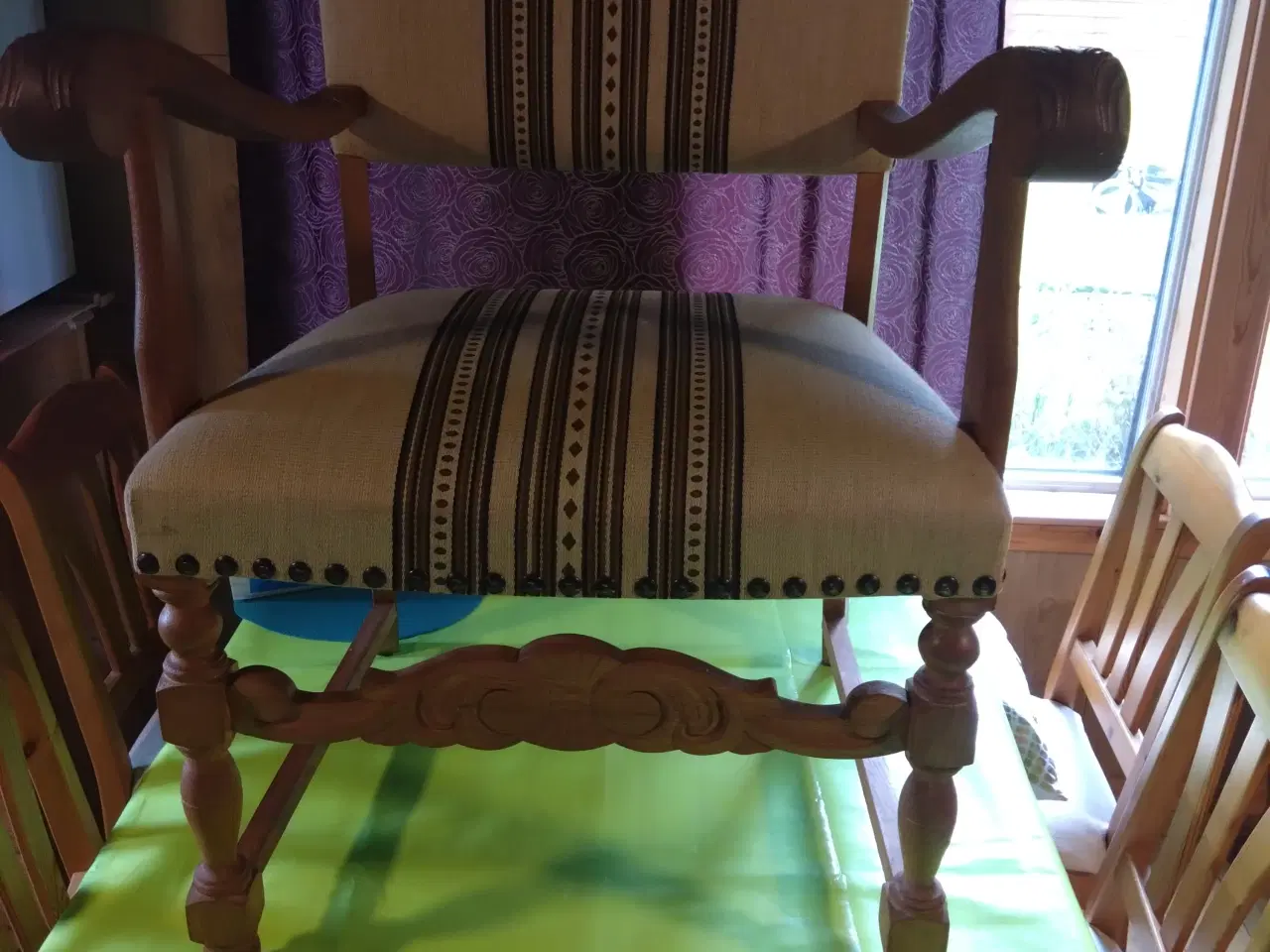 Billede 3 -  3 seter sofa og 3 stoler