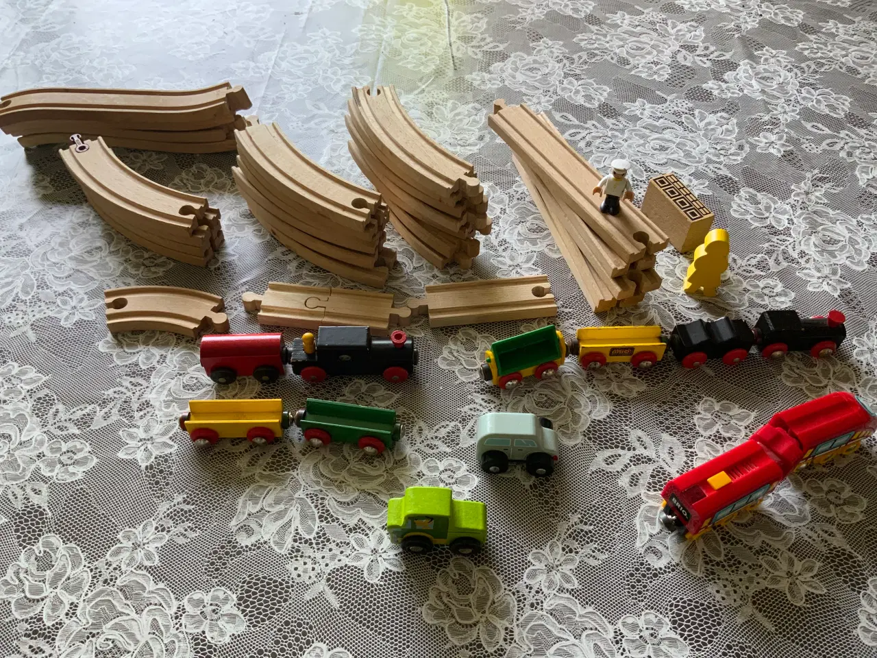 Billede 9 - Stor BRIO togbane