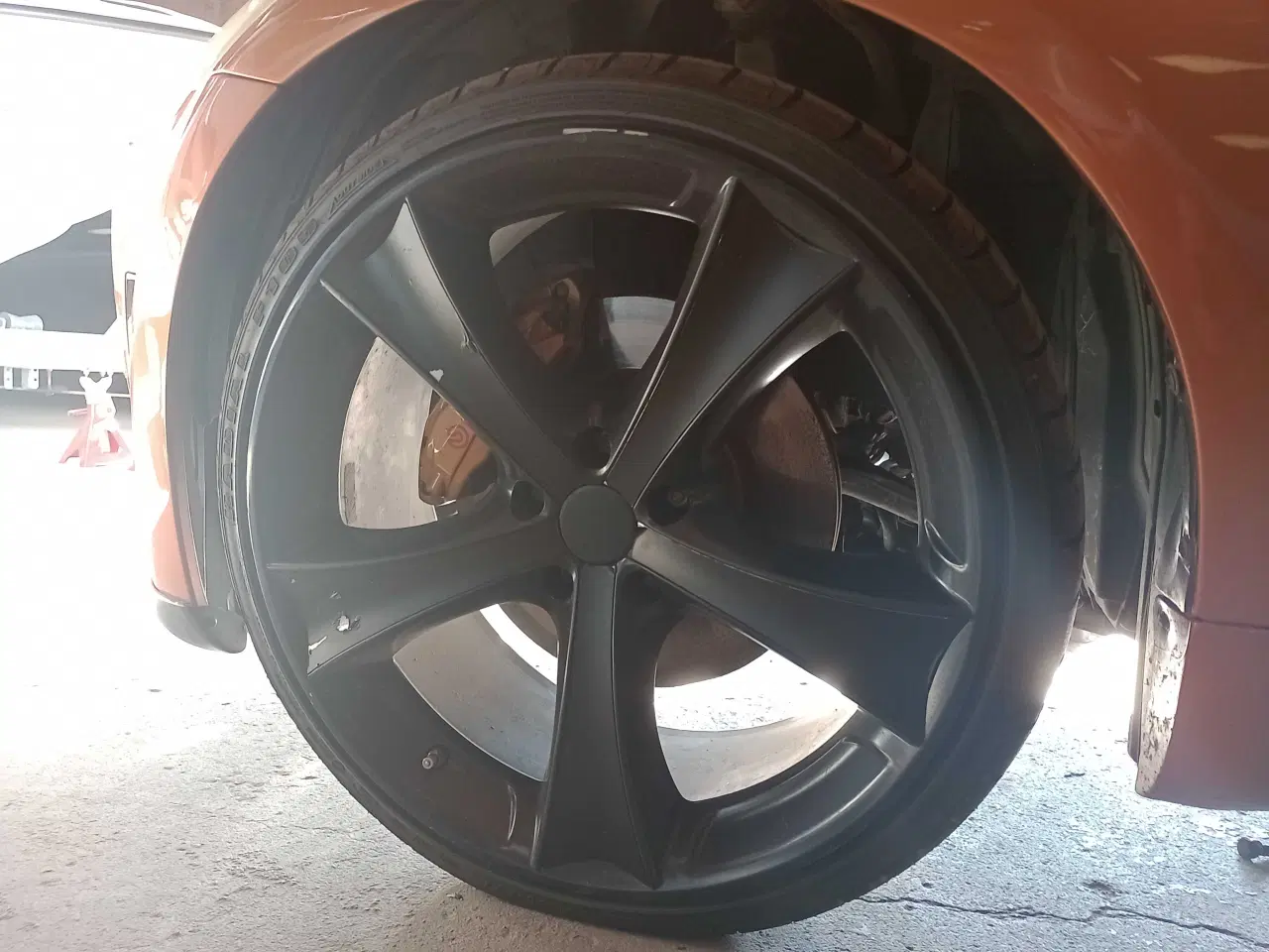 Billede 4 - 5x114,3 fælge på sommerdæk sælges