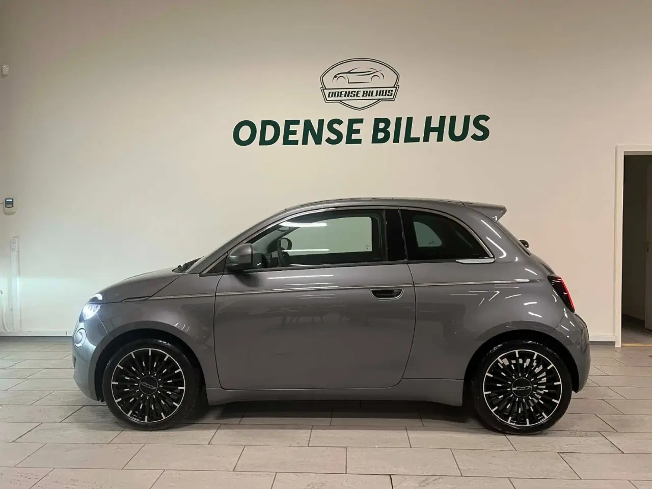 Billede 2 - Fiat 500e 42 Icon Sky