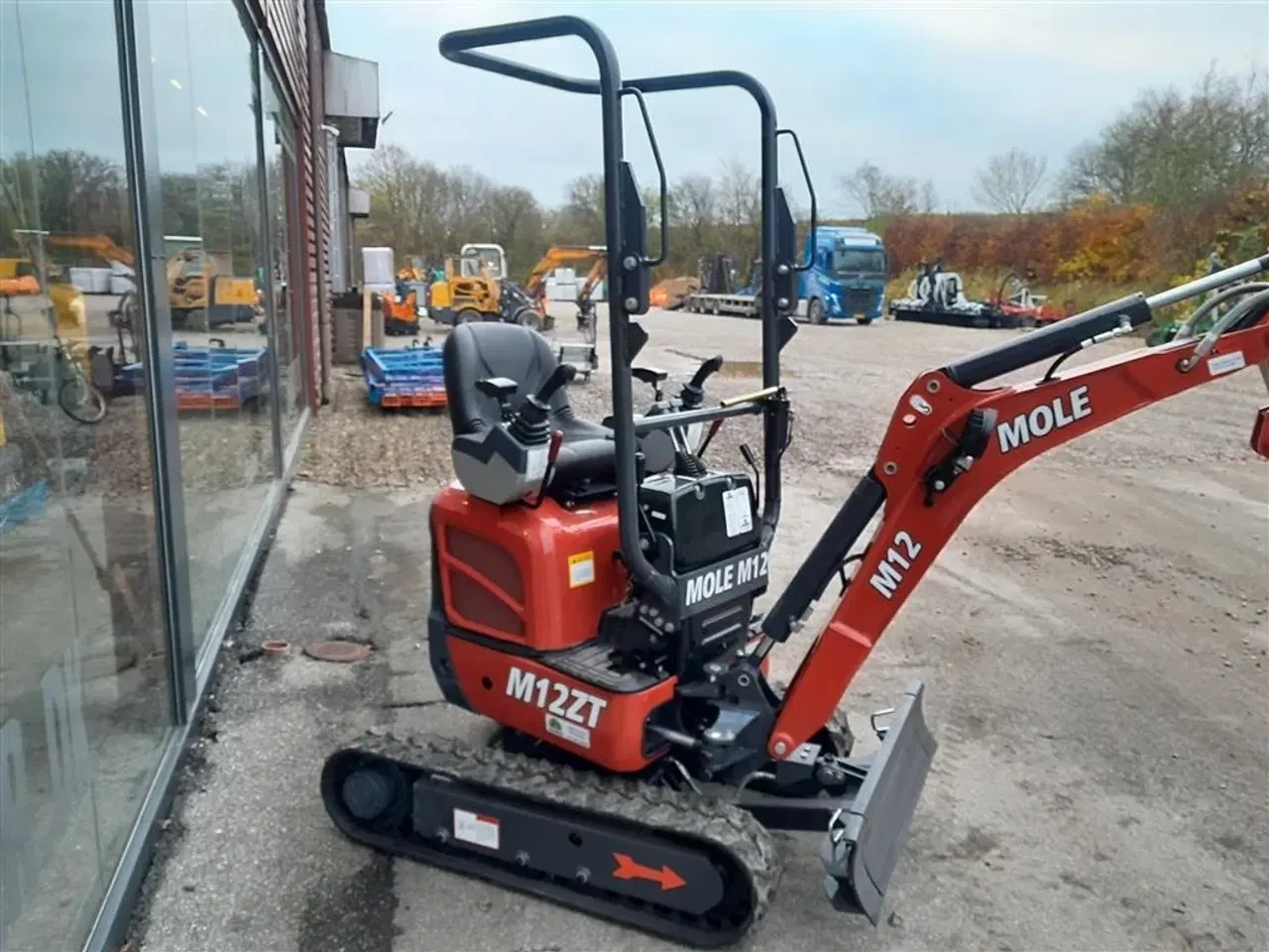 Billede 5 - MOLE M12  1250 kg graver