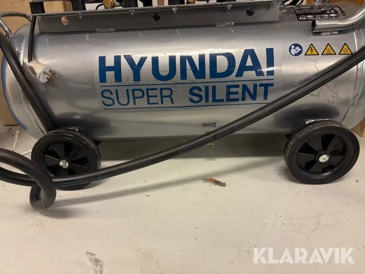 Billede 7 - Kompressor med buffertank Hyndai 55757/WA76Y04 Super silent oil free