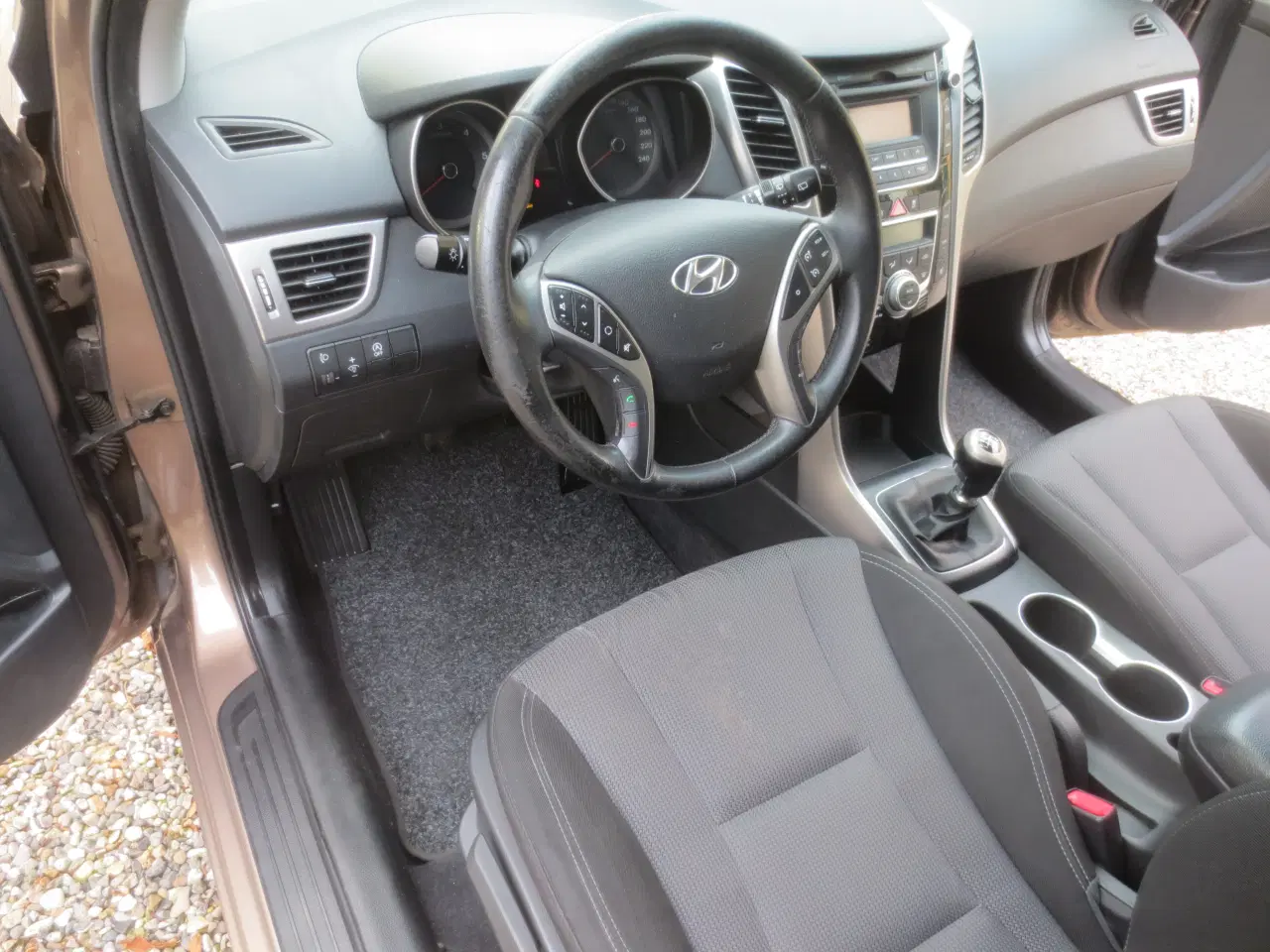 Billede 16 - Hyundai i 30 1.6 Cd 110 Hk Stc År 13.