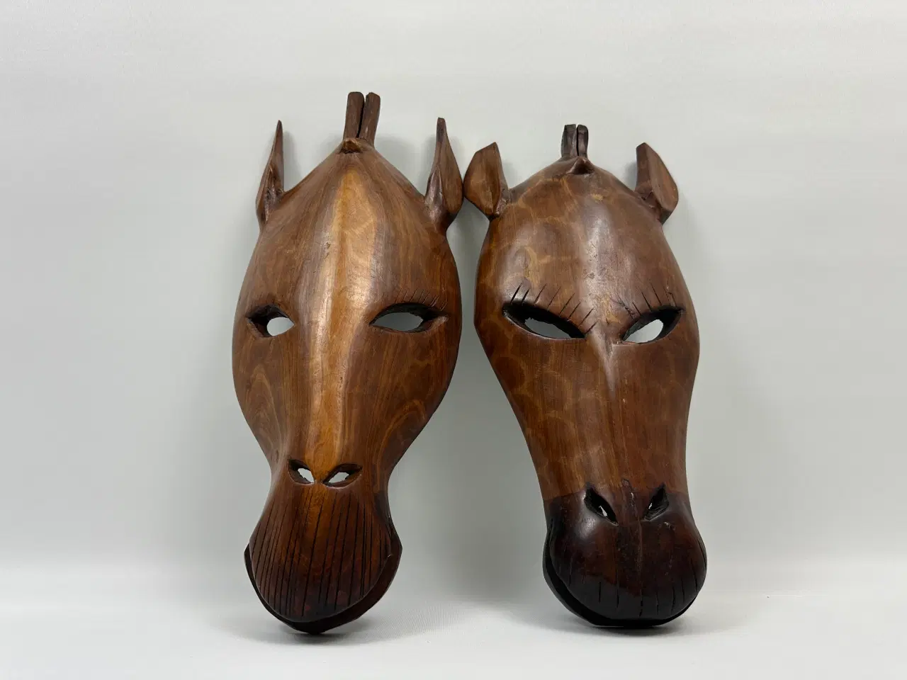 Billede 2 - 2 stk. store afrikanske 'giraf' masker