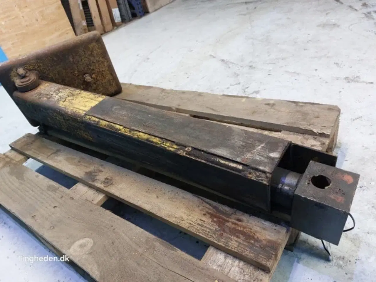 Billede 11 - New Holland LB115B Støtteben E7NN171RA