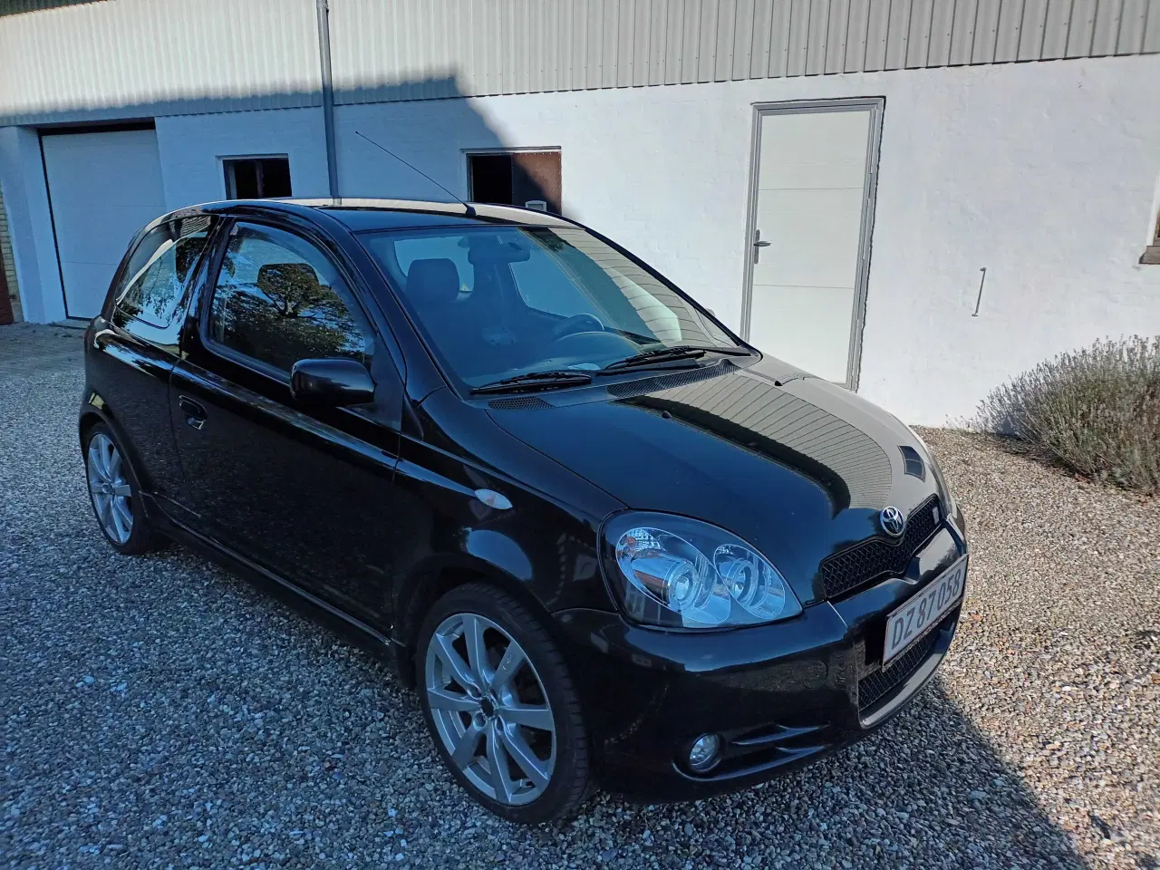 Billede 2 - Toyota Yaris 1,5 T-Sport fra 2001