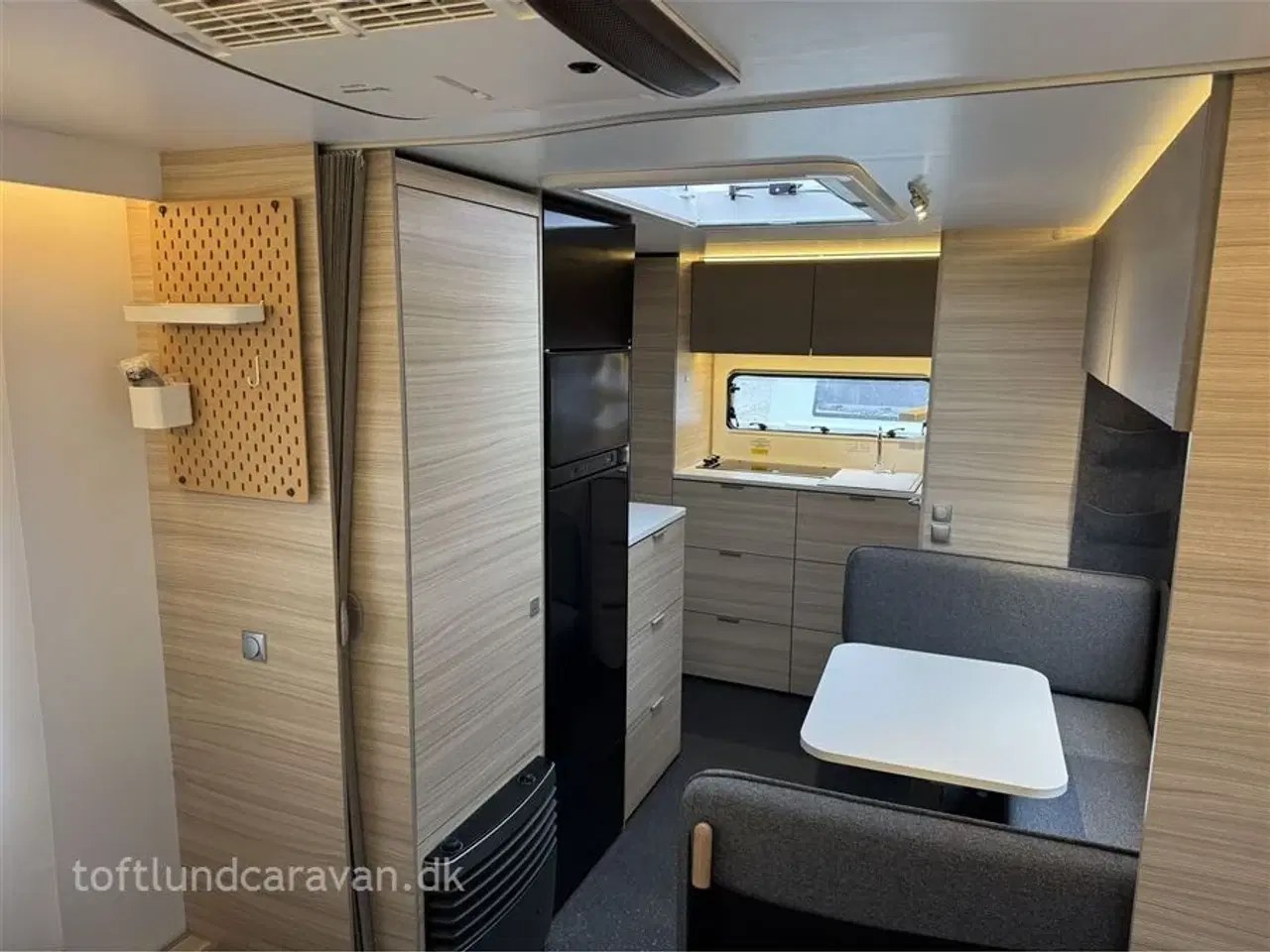 Billede 9 - 2023 - Adria Altea 542 PH Fremtræder som ny, QUEENS-SENG, m/MOVER + KLIMA mv.