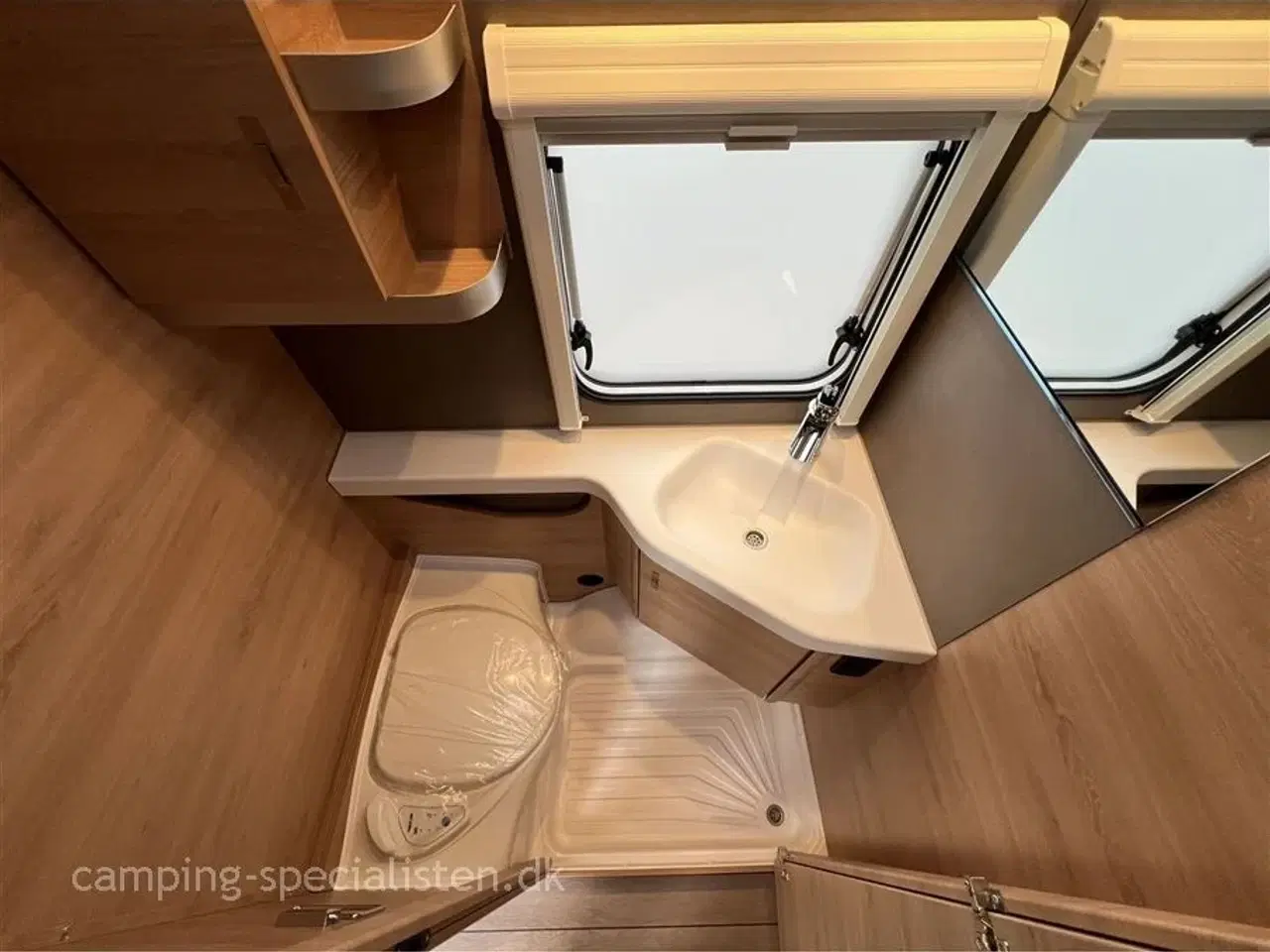 Billede 17 - 2026 - Knaus Südwind 460 EU   Knaus Südvind 460 EU Black Selection model 2026 - kan ses til foråret hos Camping-Specialisten.dk