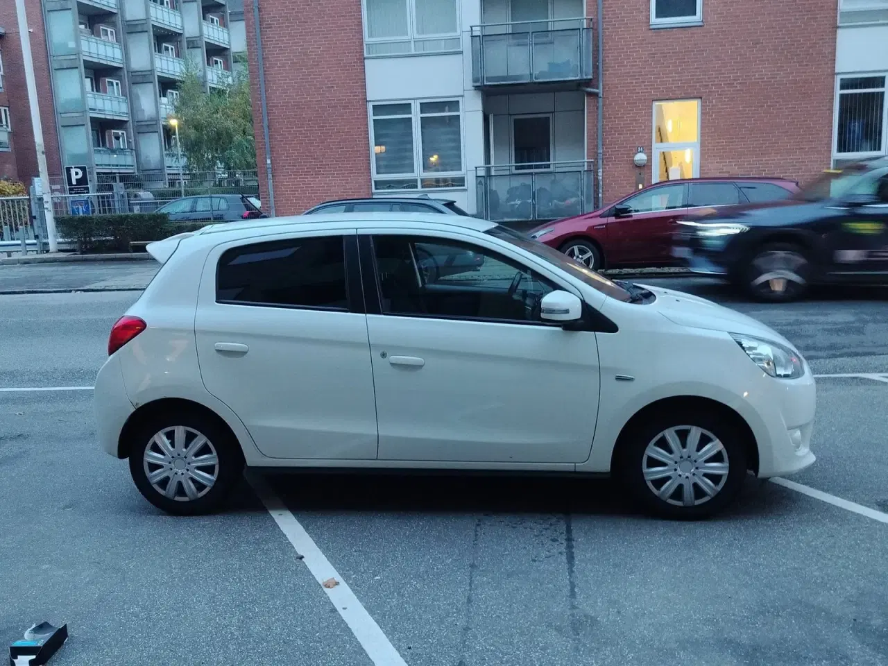 Billede 4 - Mitsubishi Space Star 1,2 Intense