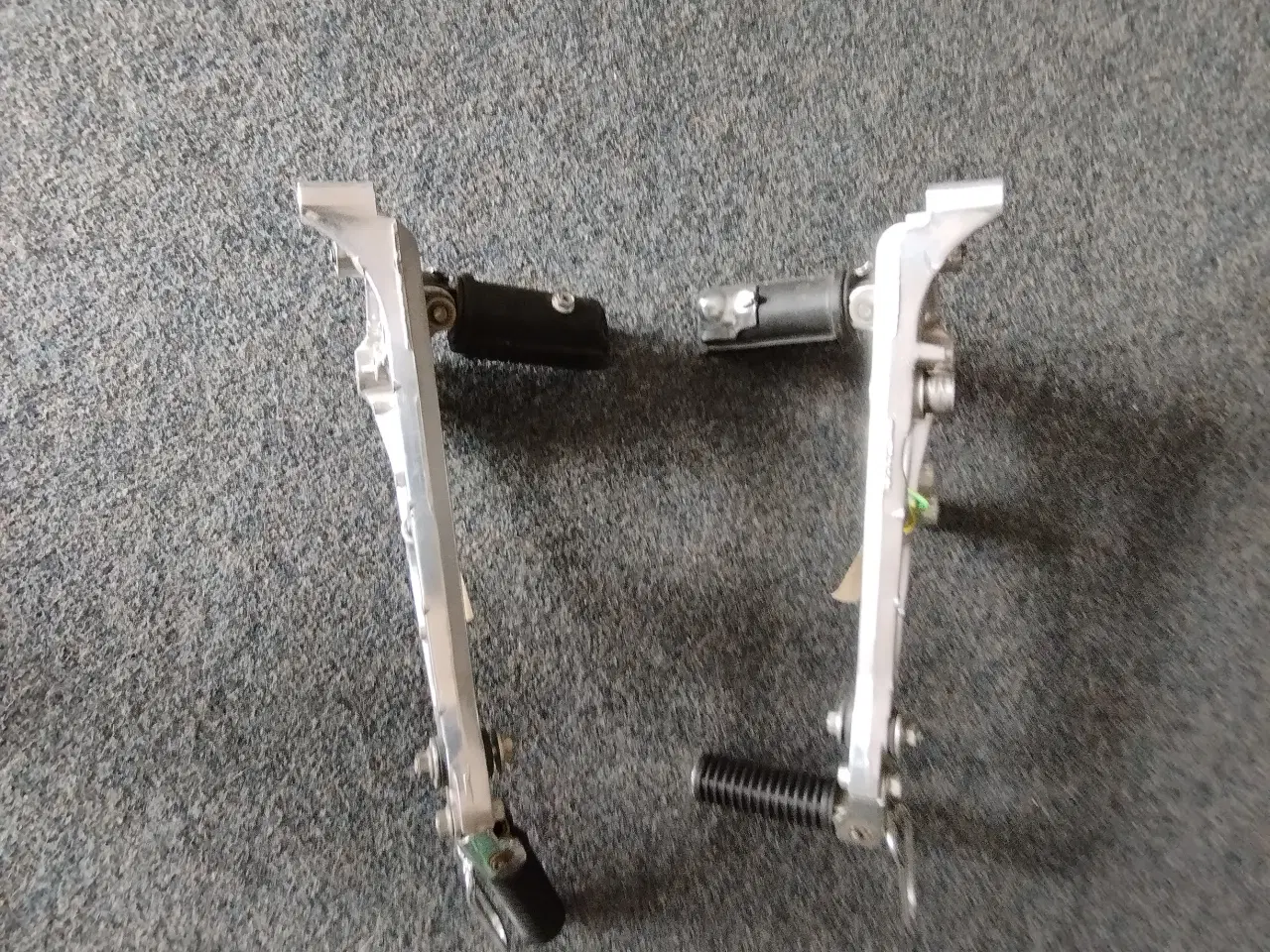 Billede 1 - Fodhviler med holder V/H. Honda GXS 550F (se %)  