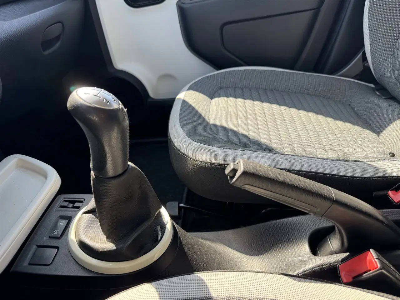 Billede 18 - Renault Twingo 1,0 Sce Expression start/stop 70HK 5d