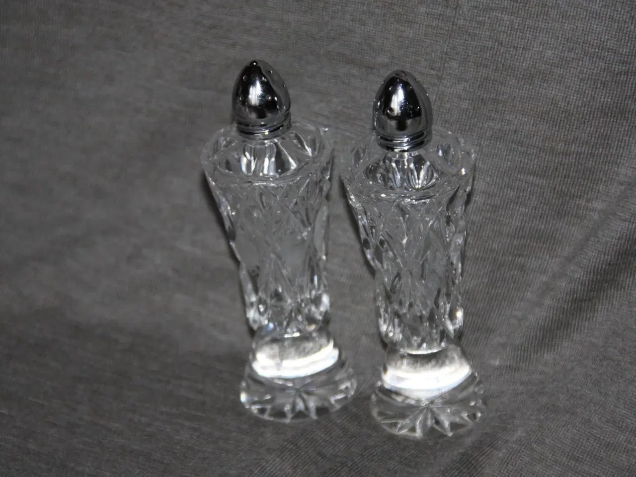 Billede 2 - Meget flot krystal glas samt salt og peber sæt