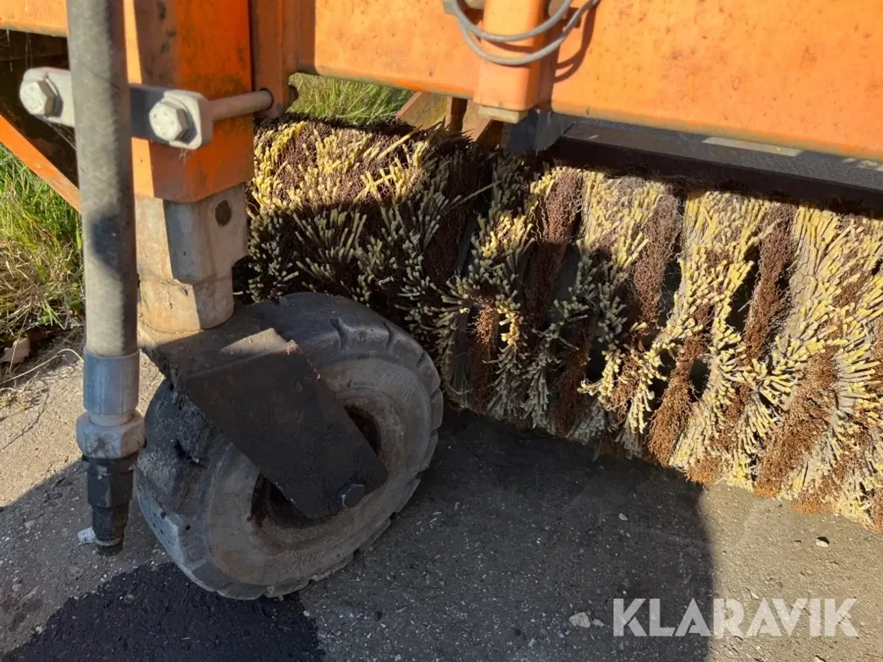 Billede 8 - Hydraulisk kost Nesbo FH 2000 S