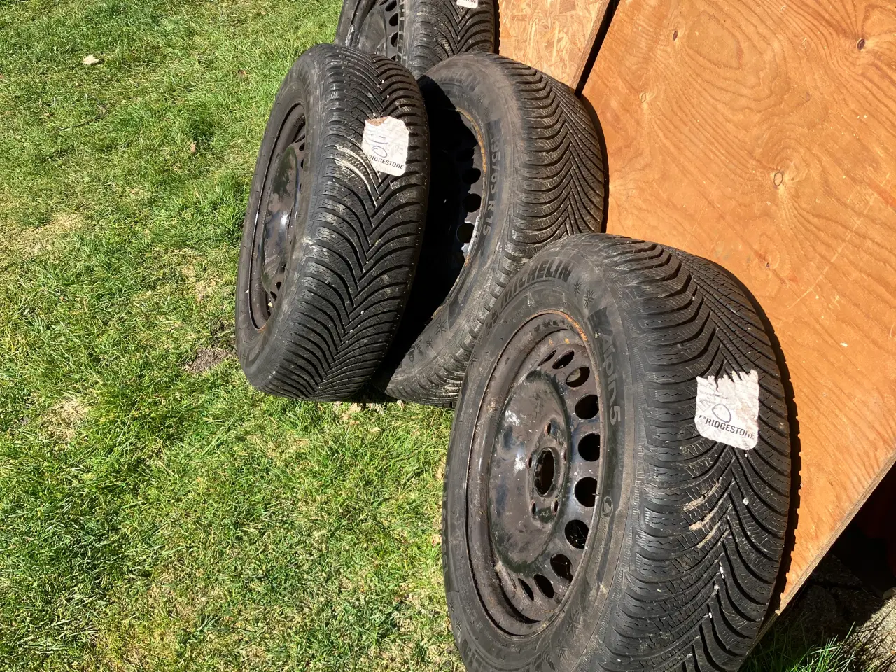 Billede 3 - Michelin vinterdæk på fælge