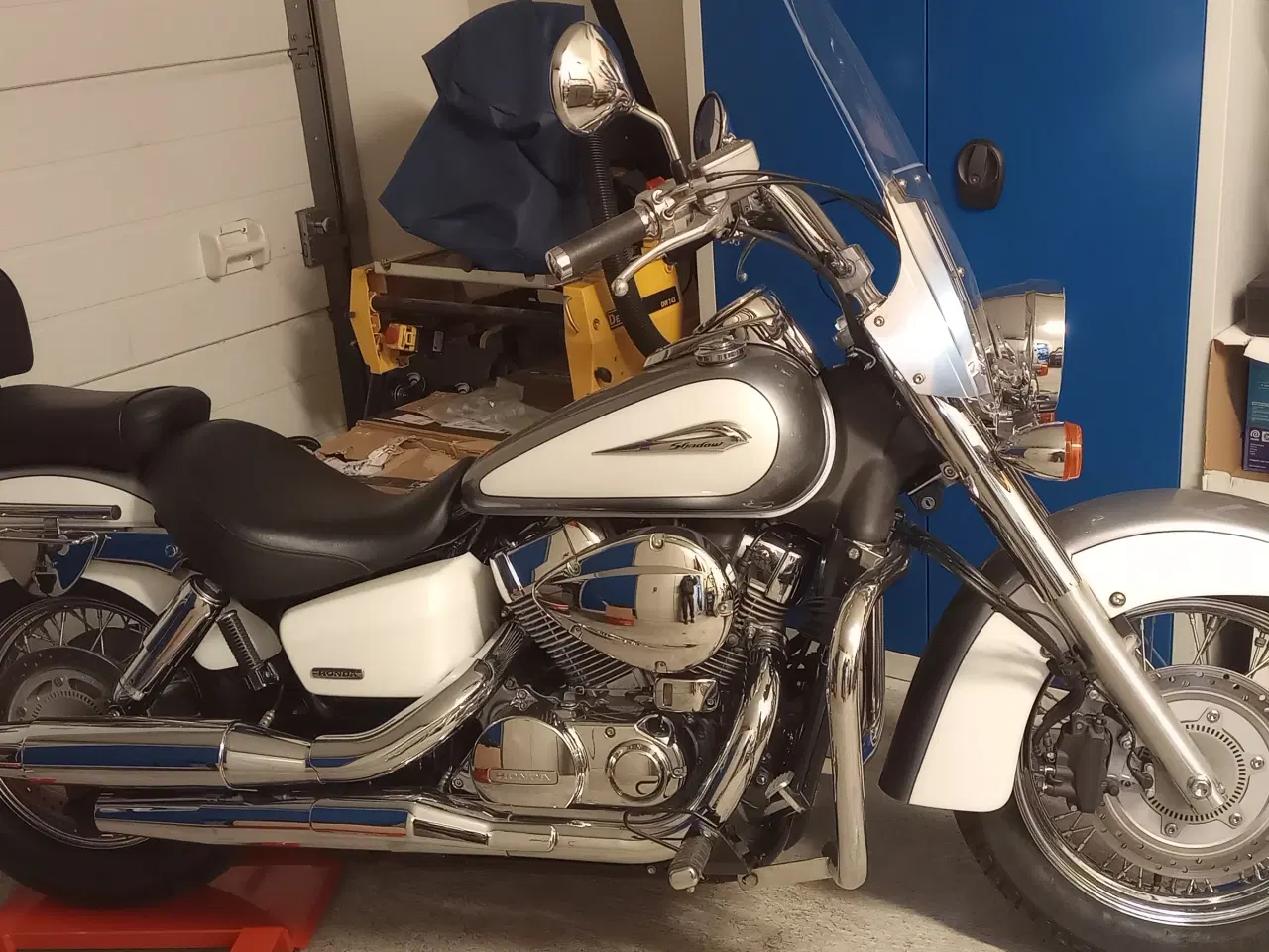 Billede 1 - Honda VT 750 årgang 