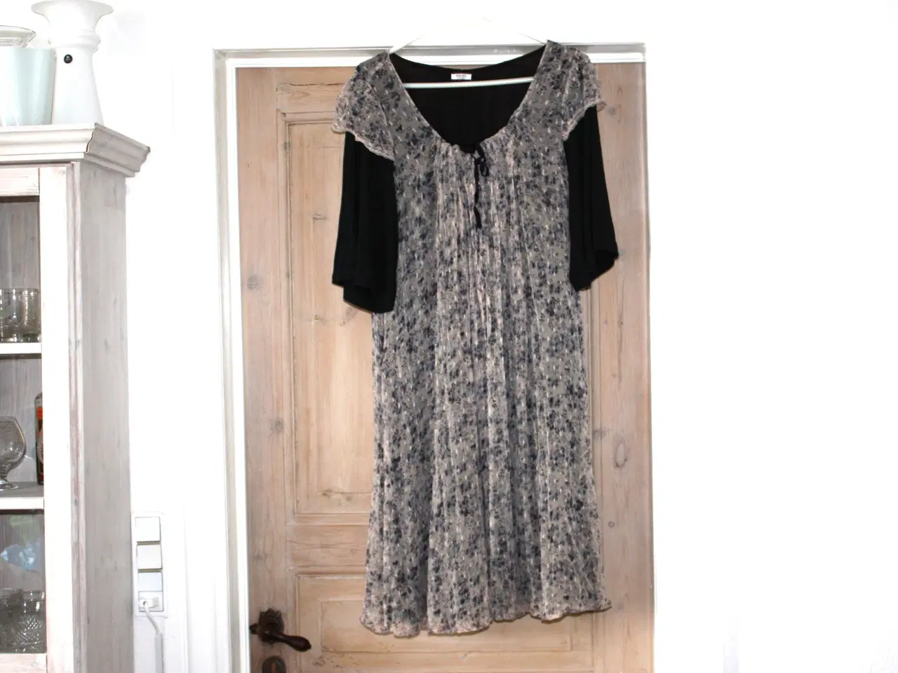 Billede 1 - Kjole fra Noa Noa str. L