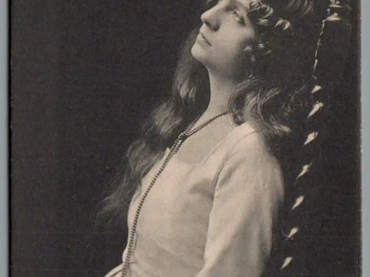 Billede 1 - Anna Larsen i "Hamlet"- Skuespiller - Postkort - Brugt