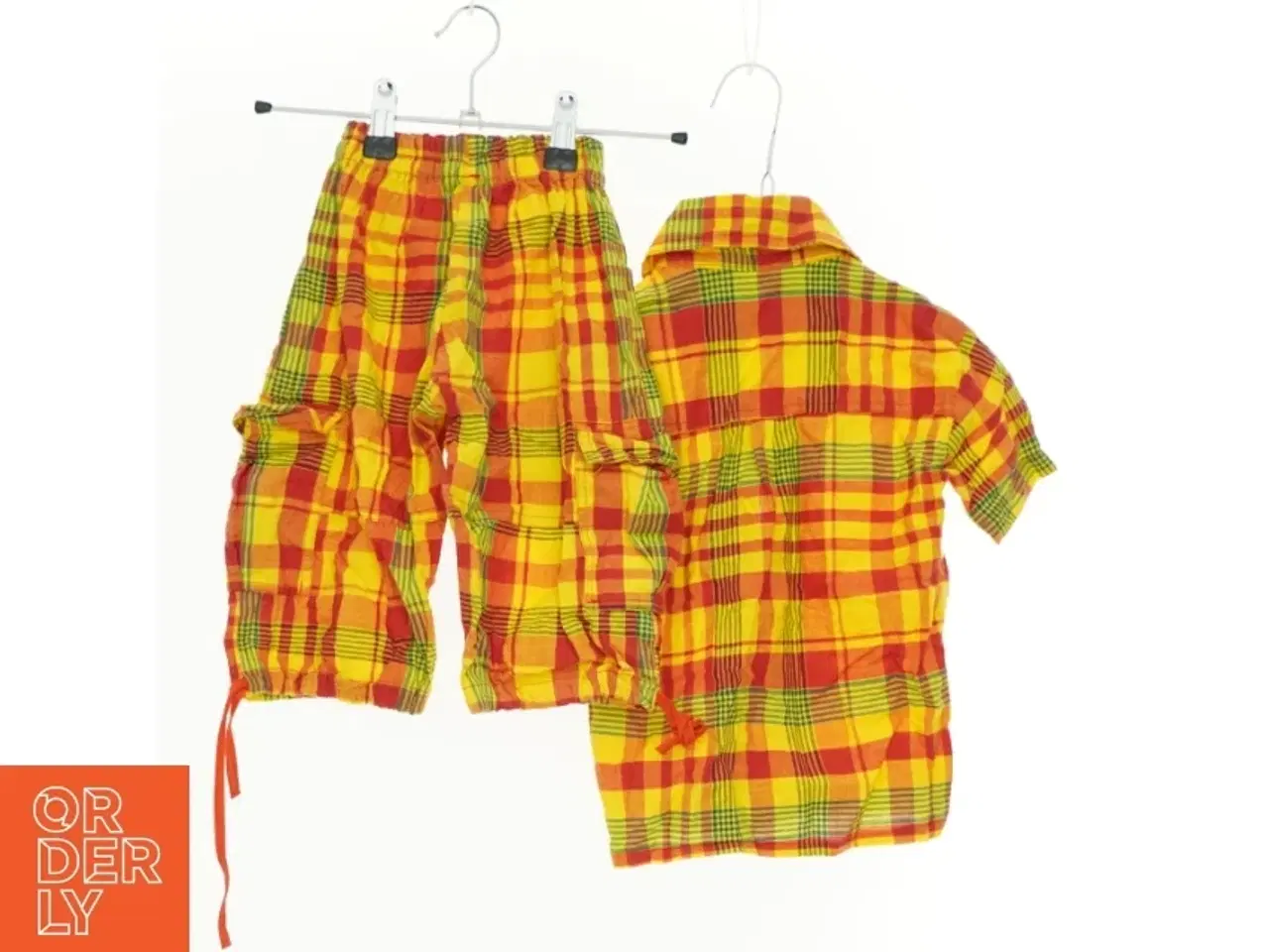 Billede 2 - Skjorte og Shorts Børnetøj Sæt (str. 98-104 cm)